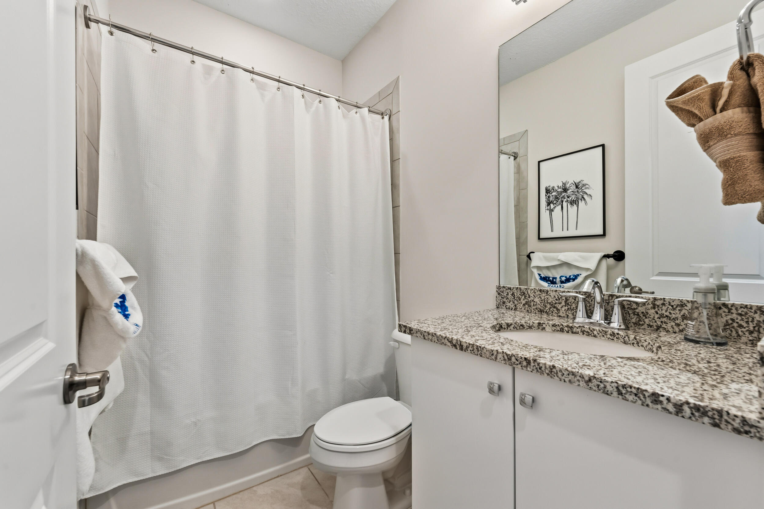 POINTE MIDTOWN - Residential