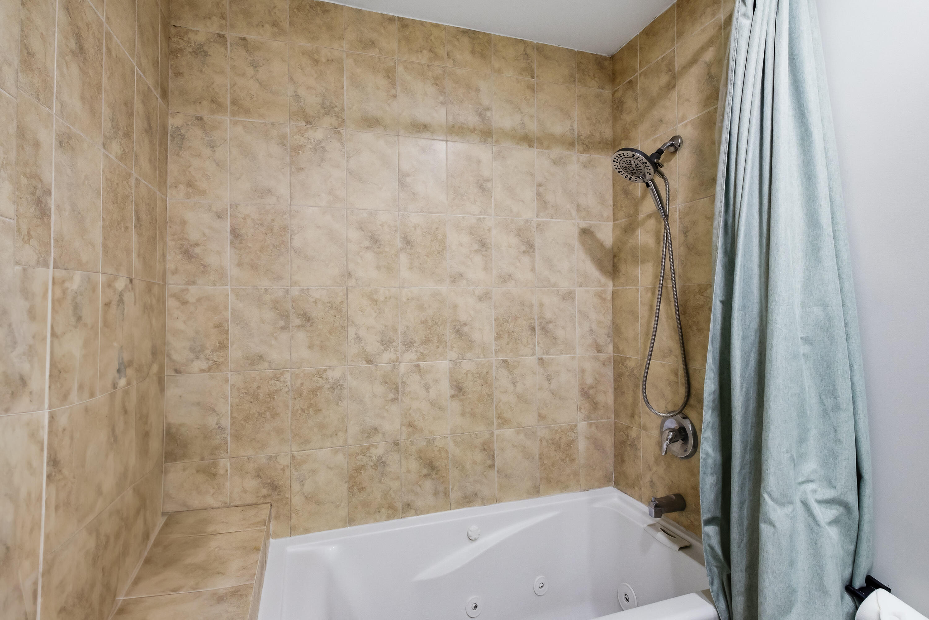 PROGRESSO - Residential Lease