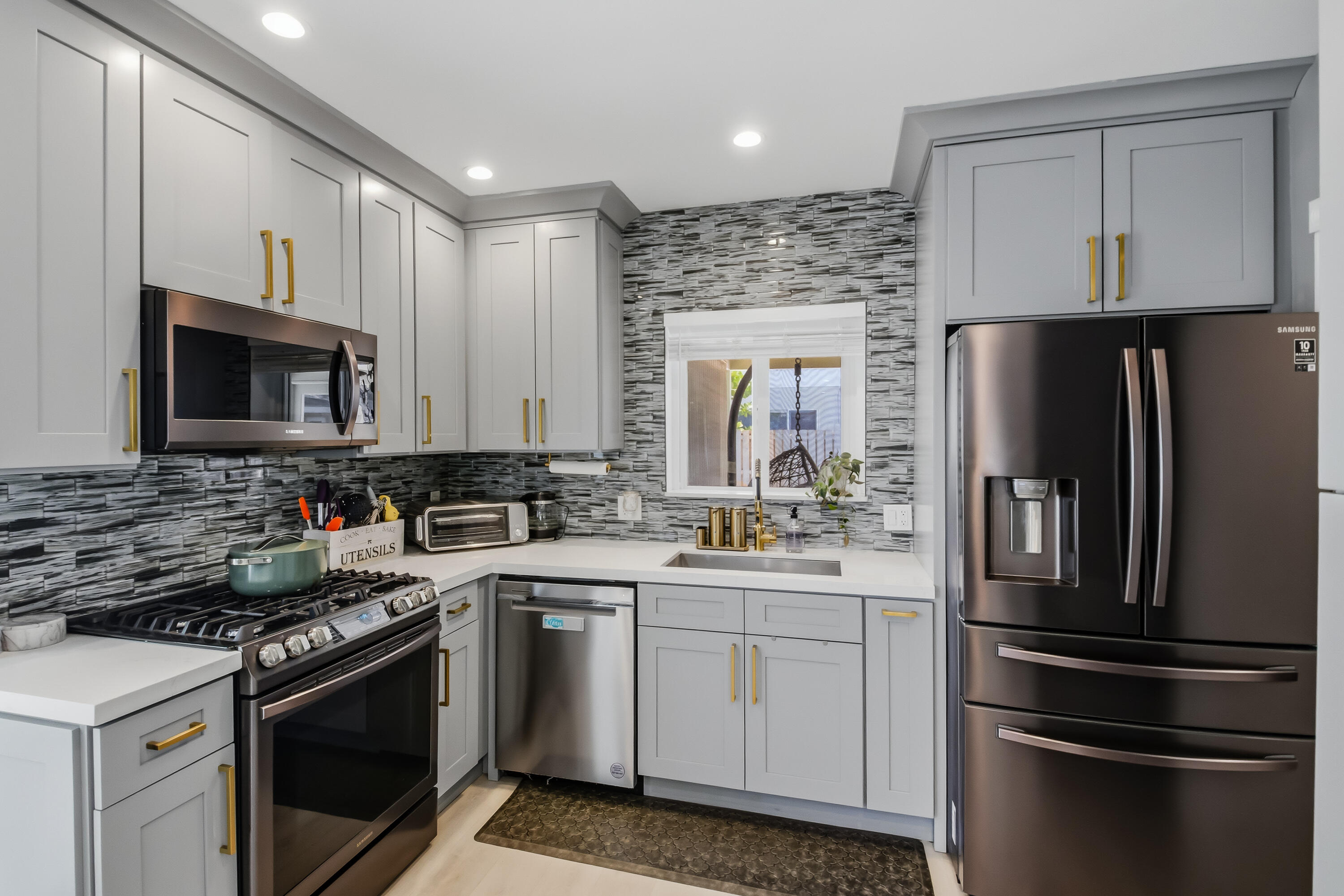 PROGRESSO - Residential Lease