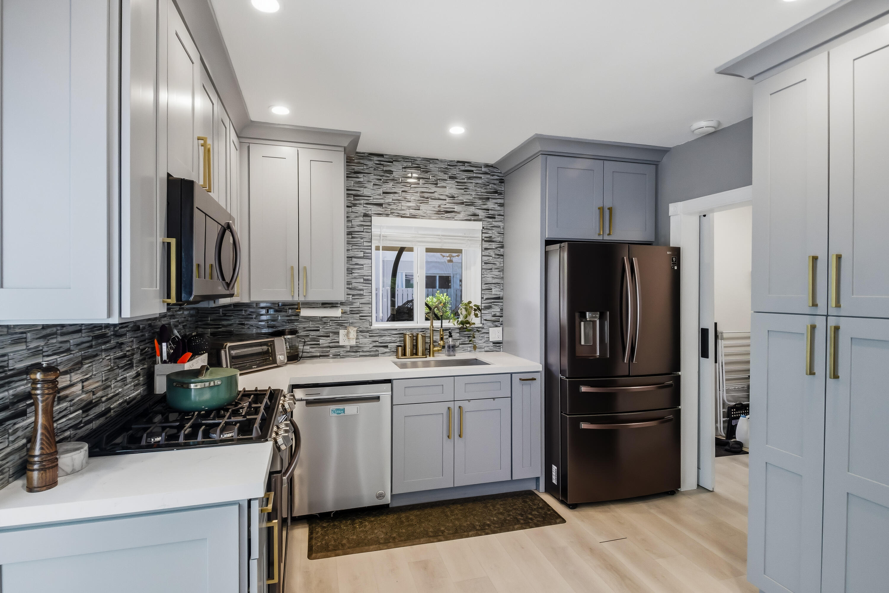 PROGRESSO - Residential Lease