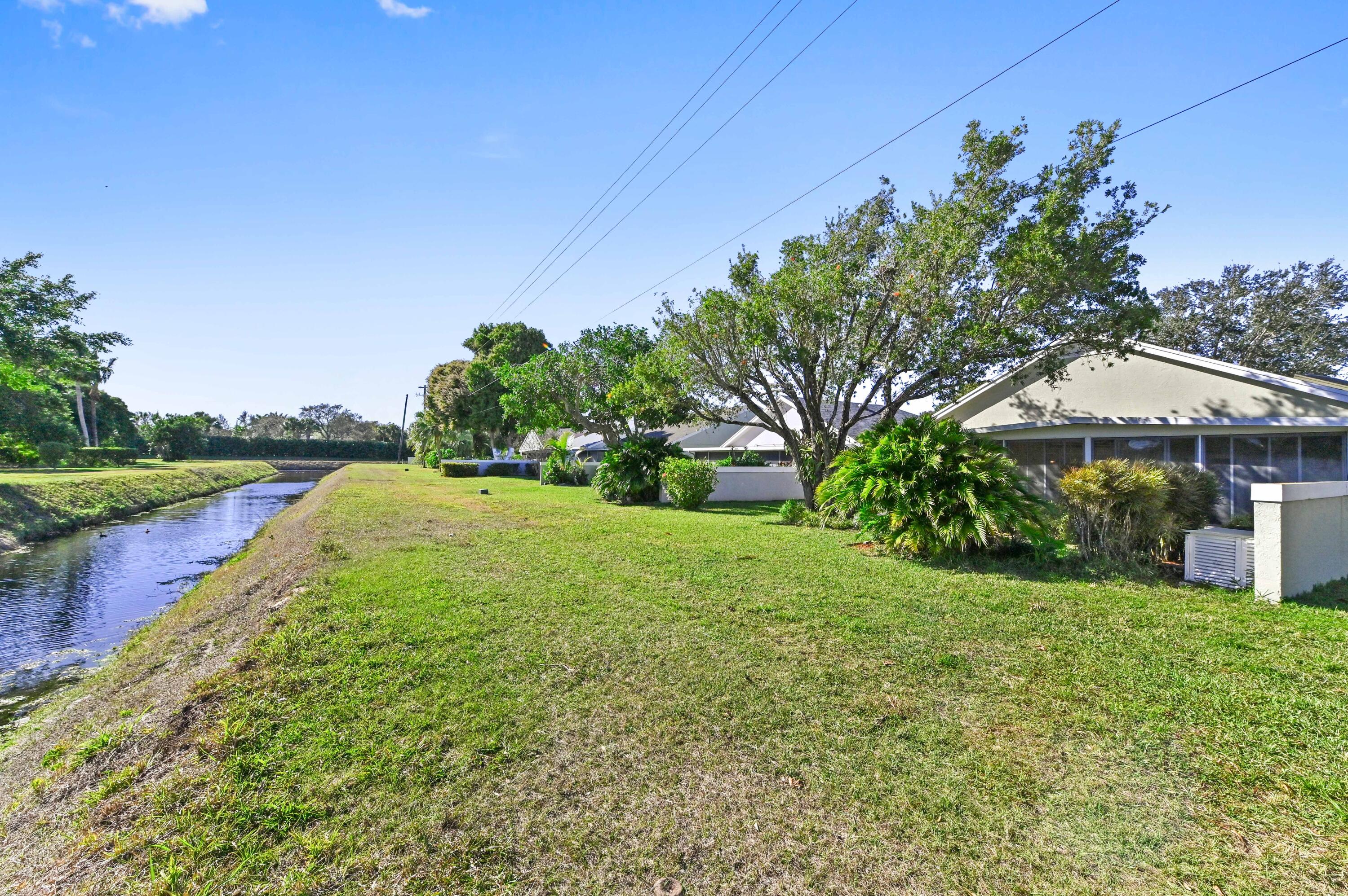 PINE RIDGE AT DELRAY BEACH - Residential