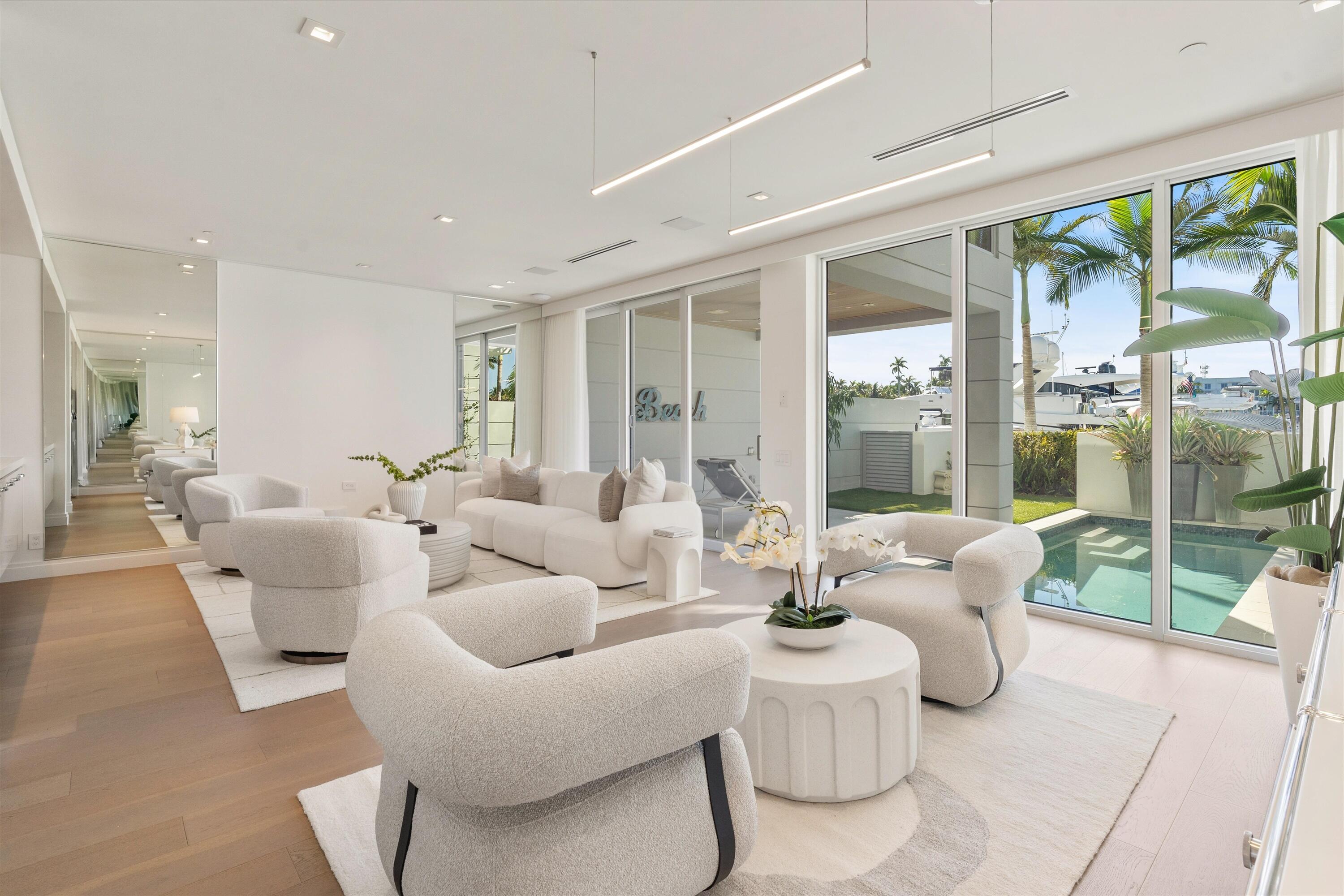 SEAGATE YACHT CLUB - Residential