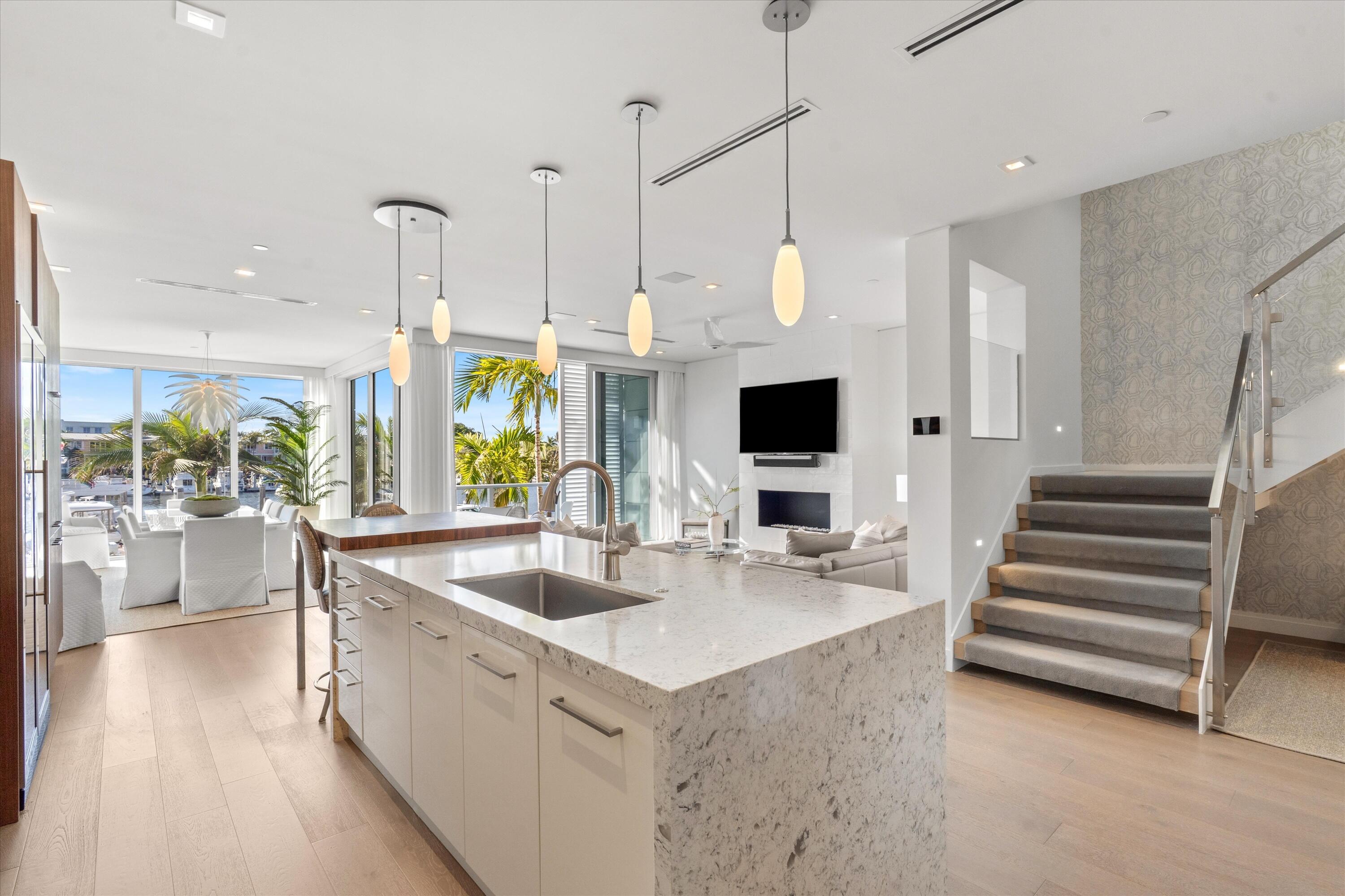 SEAGATE YACHT CLUB - Residential