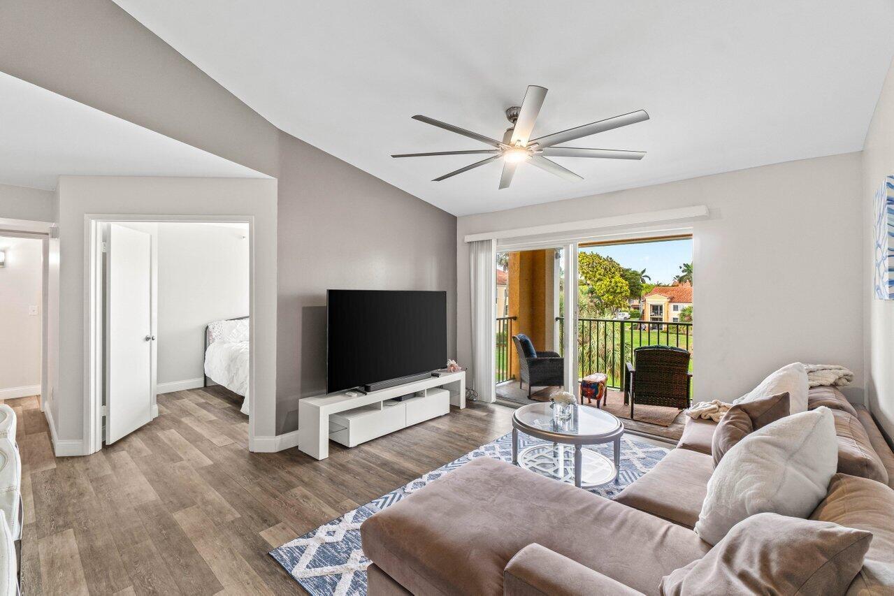 YACHT CLUB ON THE INTRACOASTAL CONDOMINIUM - Residential Lease