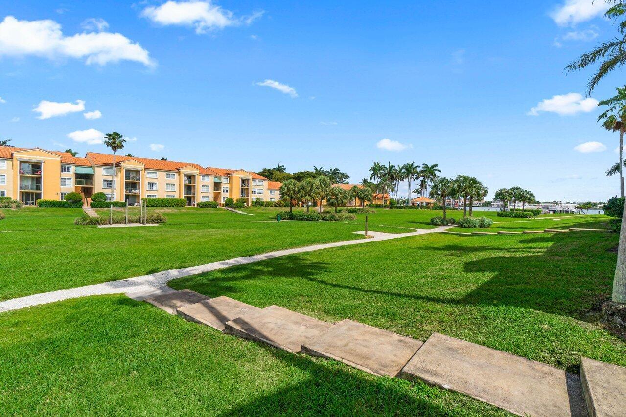 YACHT CLUB ON THE INTRACOASTAL CONDOMINIUM - Residential Lease