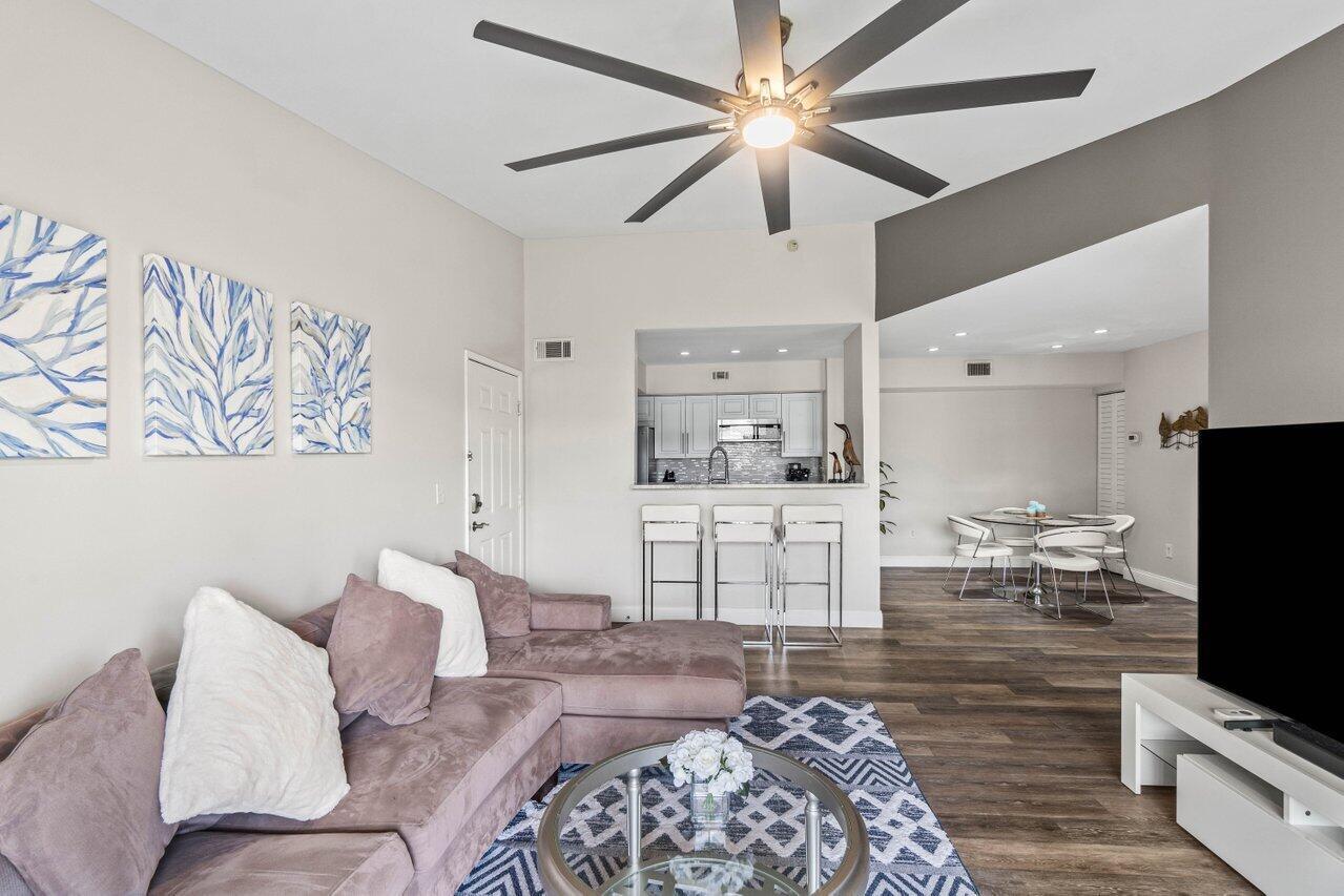 YACHT CLUB ON THE INTRACOASTAL CONDOMINIUM - Residential Lease