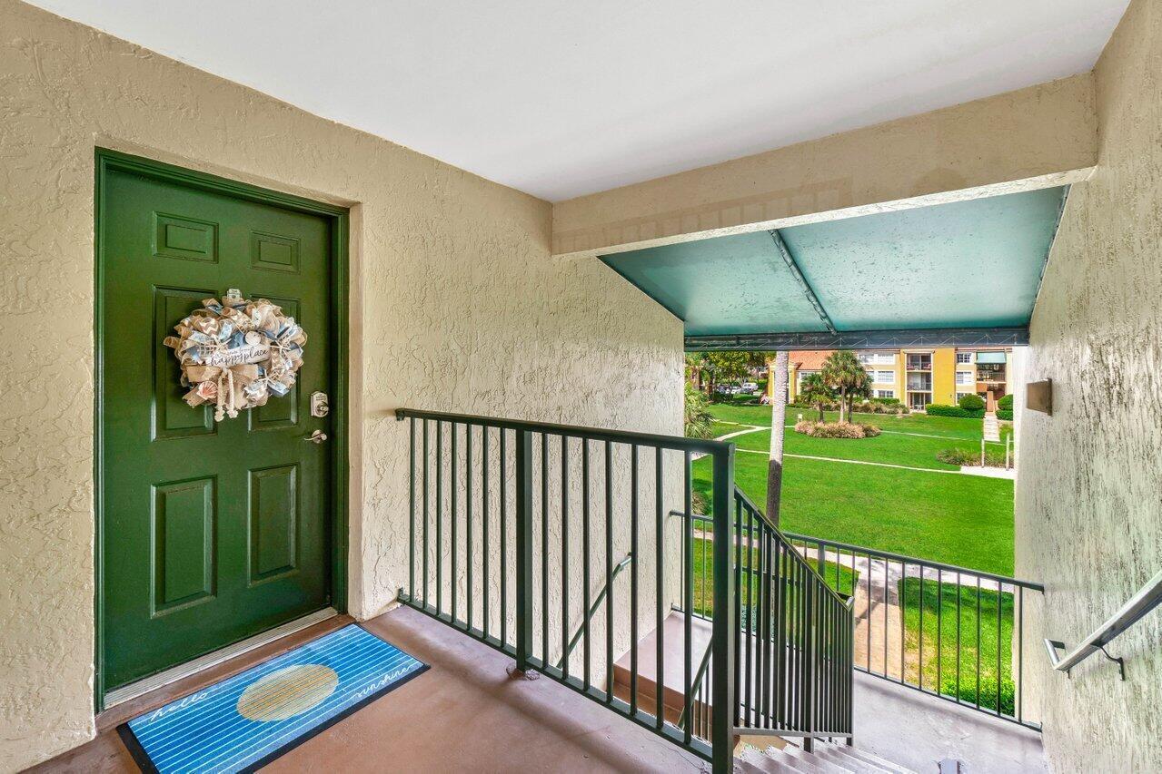 YACHT CLUB ON THE INTRACOASTAL CONDOMINIUM - Residential Lease