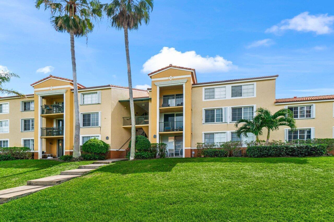 YACHT CLUB ON THE INTRACOASTAL CONDOMINIUM - Residential Lease