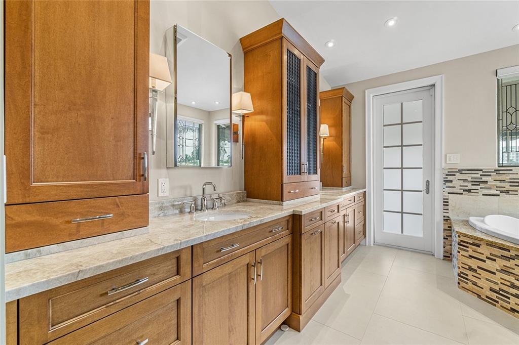 Sea Island - Residential