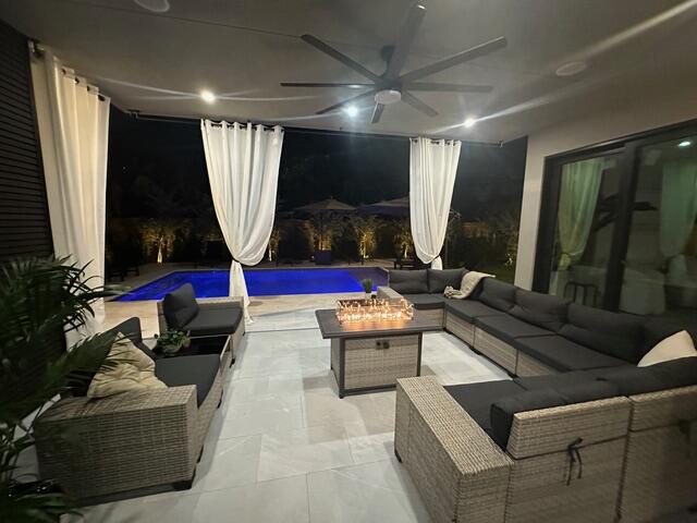 POINSETTIA HEIGHTS - Residential