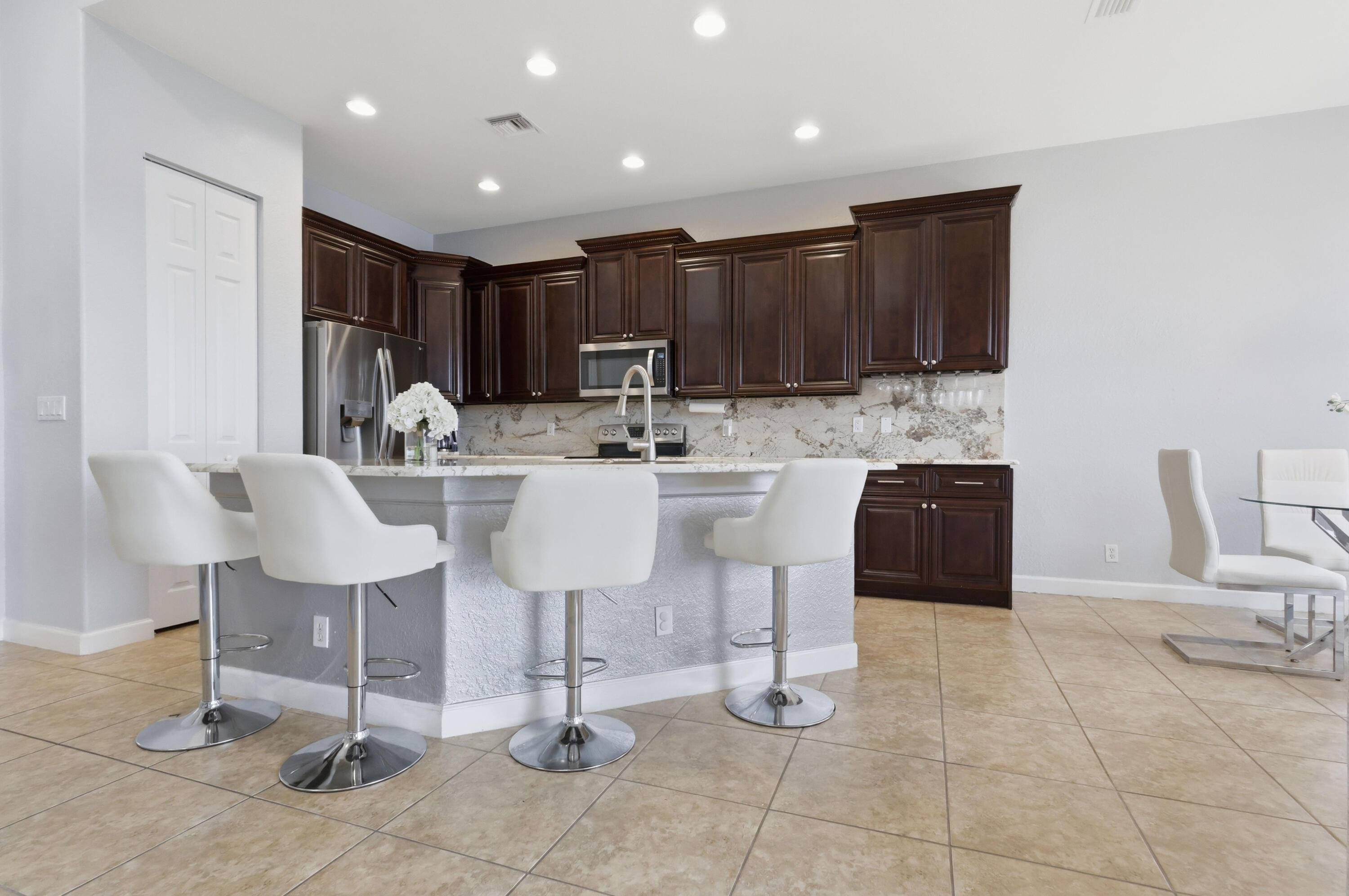 HERON BAY CENTRAL - Residential Lease