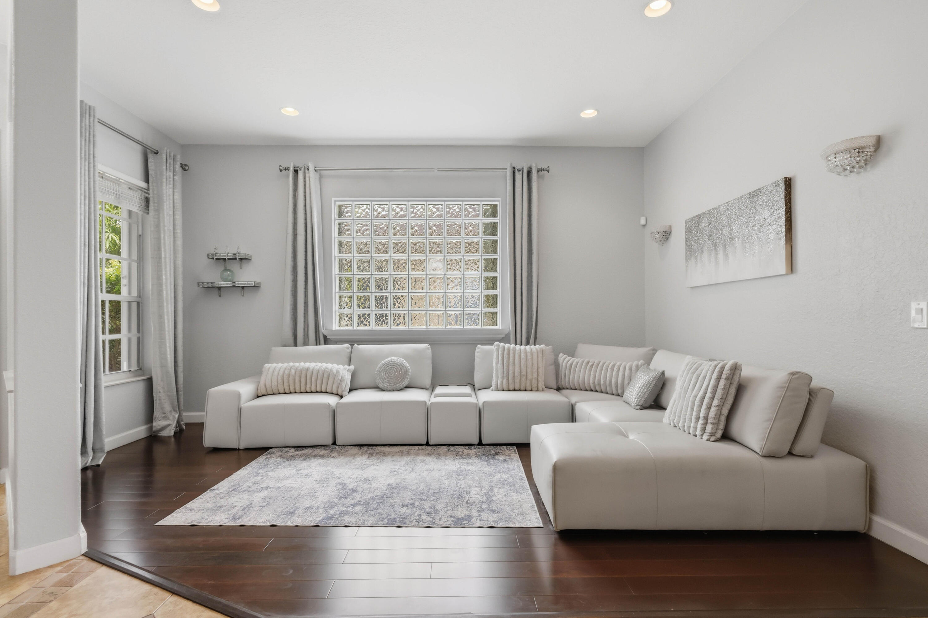 HERON BAY CENTRAL - Residential Lease
