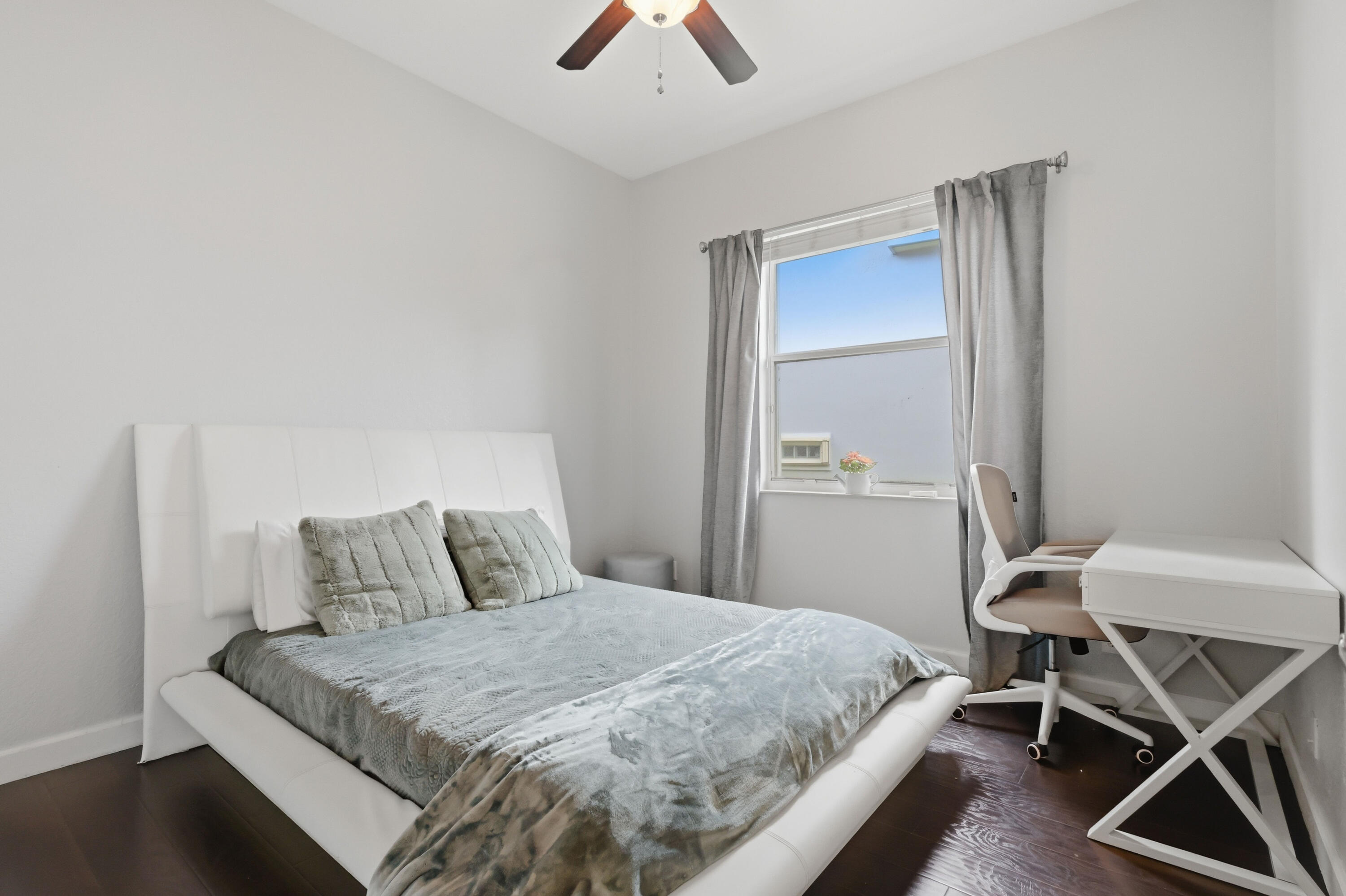 HERON BAY CENTRAL - Residential Lease