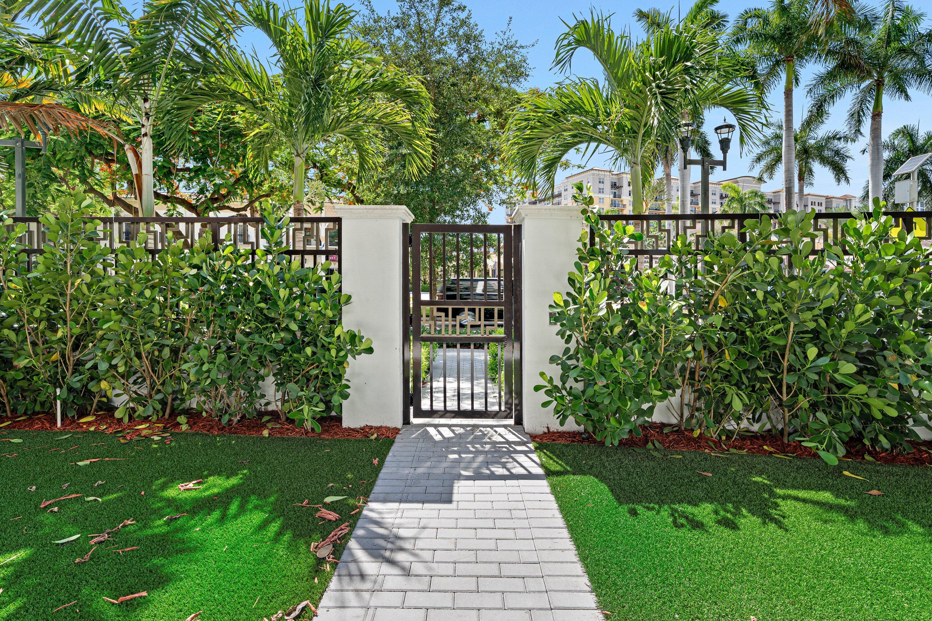 ALINA 220 BOCA RATON CONDO - Residential