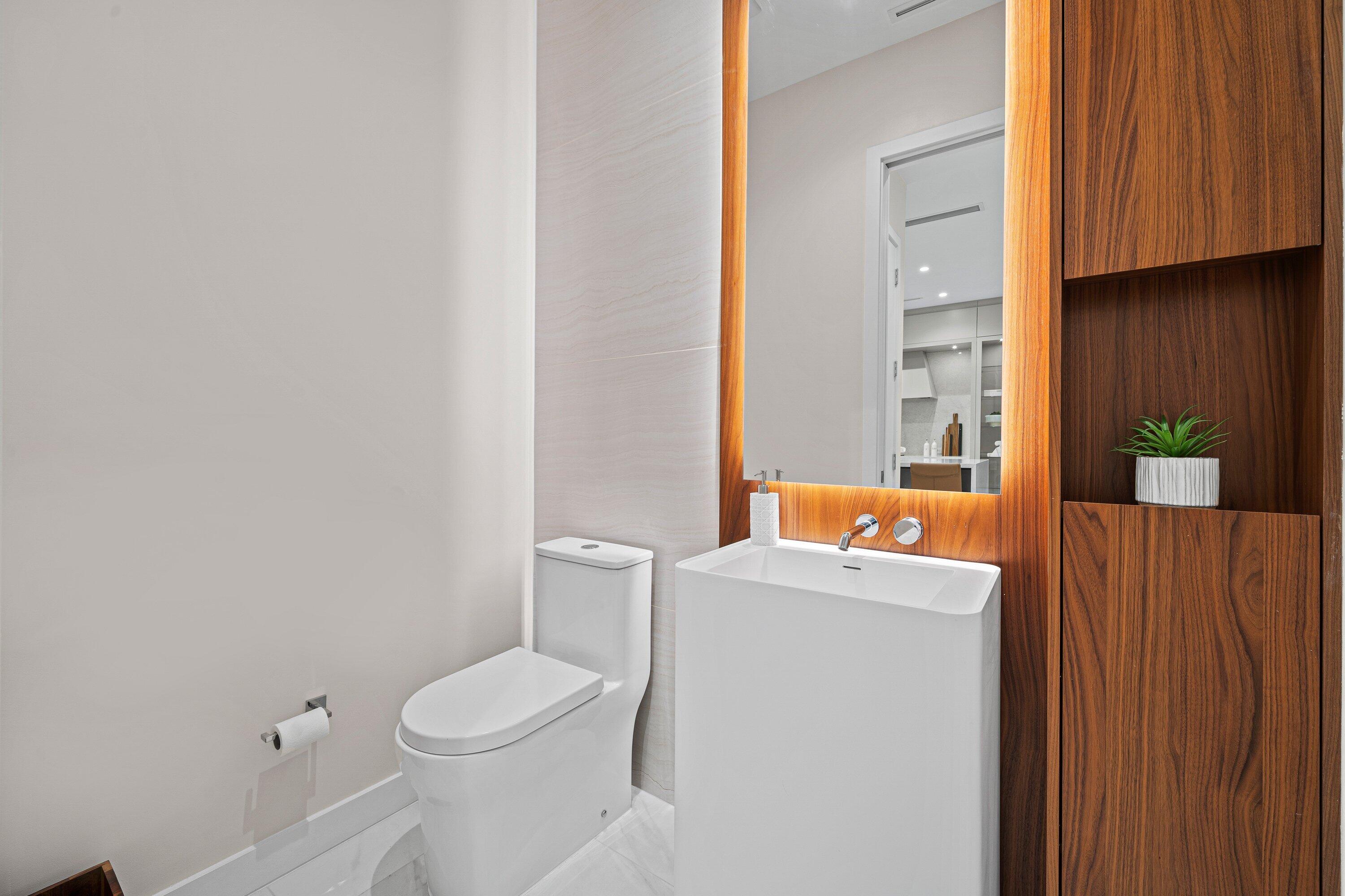 ALINA 220 BOCA RATON CONDO - Residential