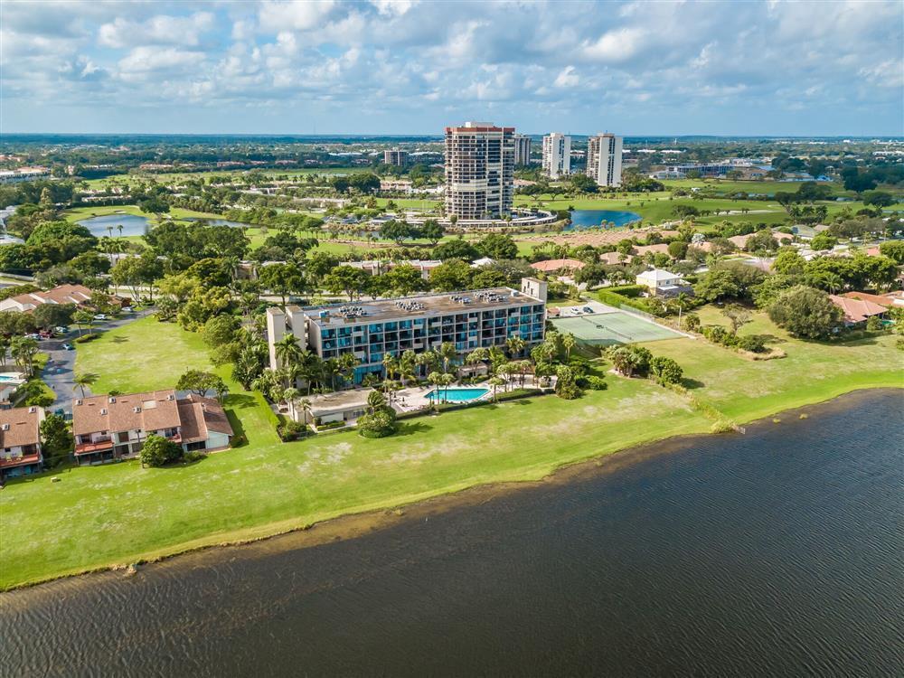 LAKESHORE CLUB CONDO - Residential Lease