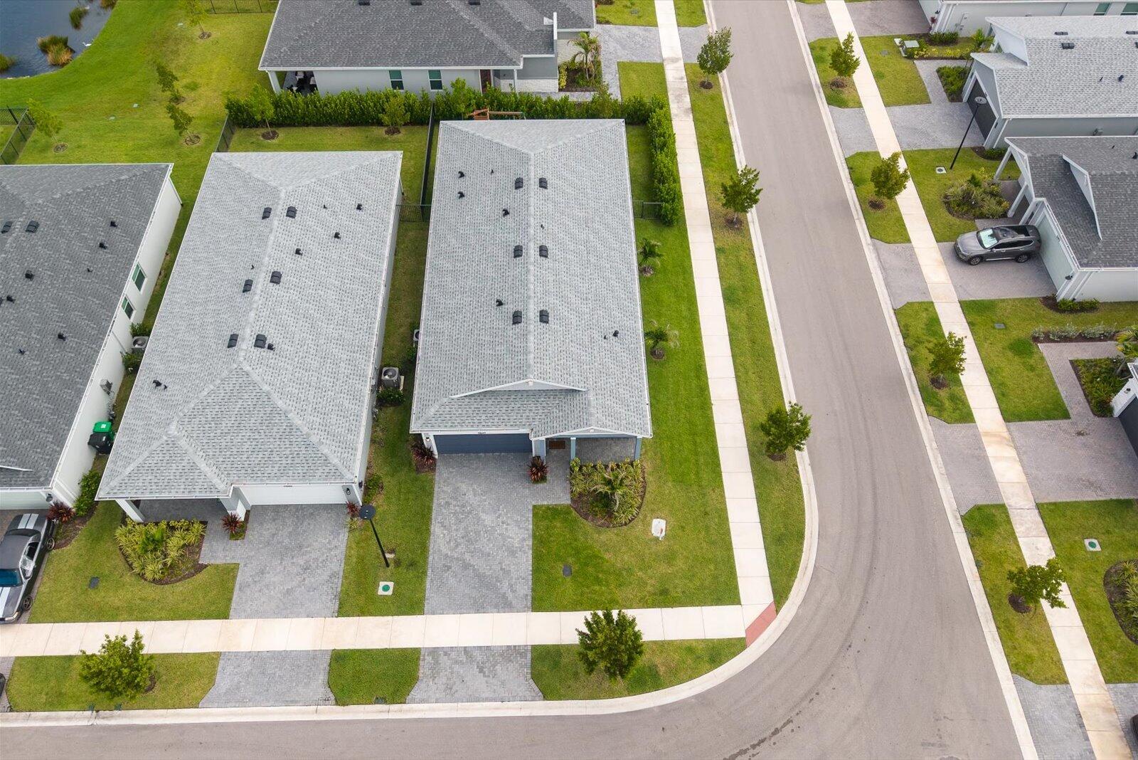 SOUTHERN GROVE PARCEL 28 REPLAT - Residential