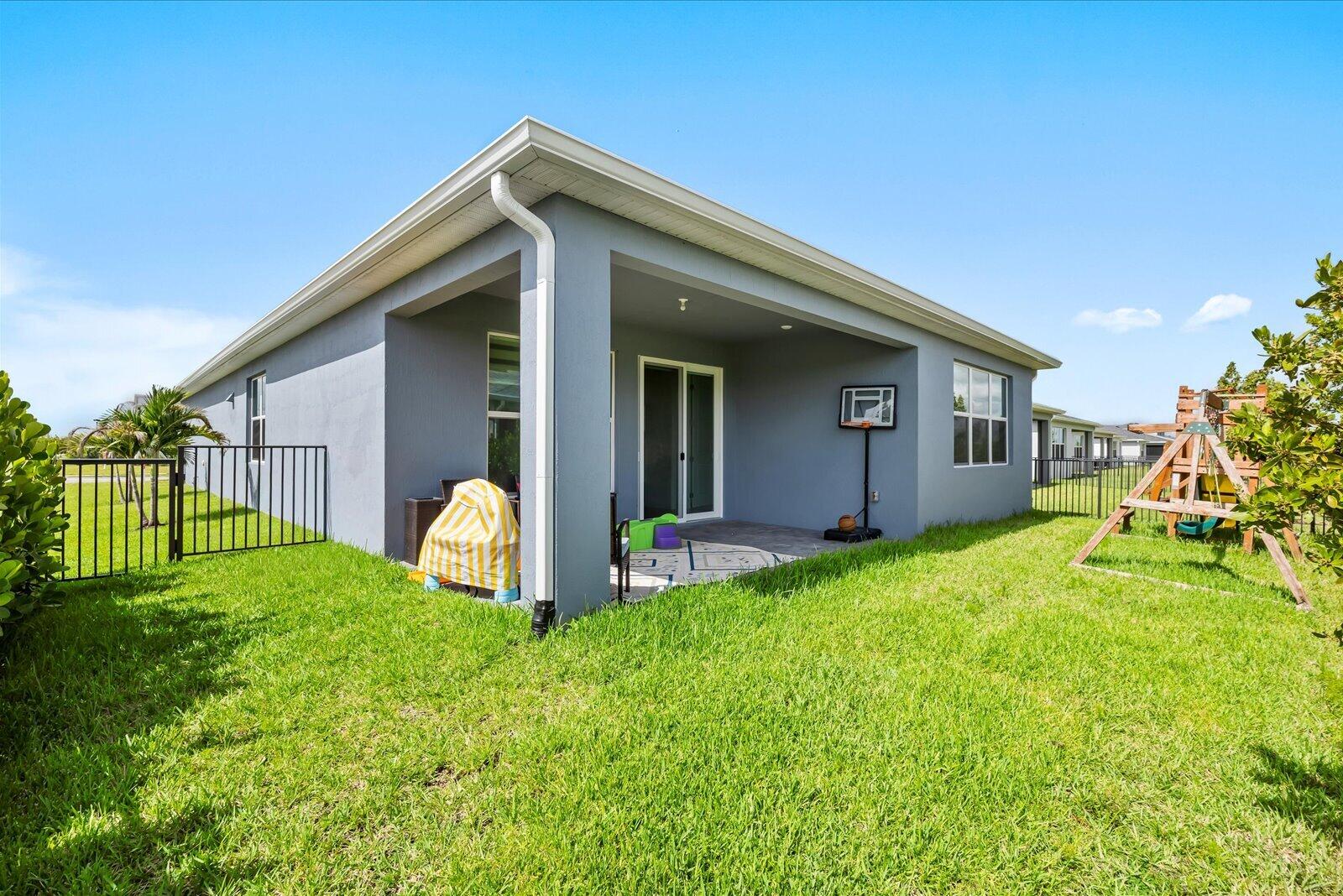 SOUTHERN GROVE PARCEL 28 REPLAT - Residential