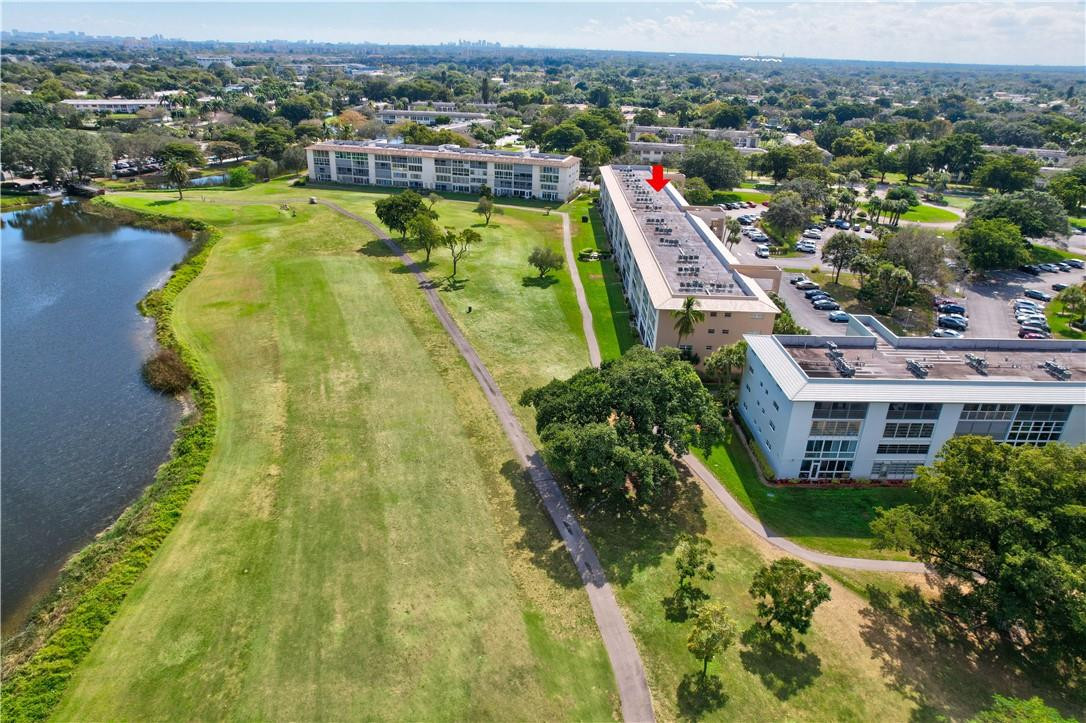 WYNMOOR VILLAGE - Residential