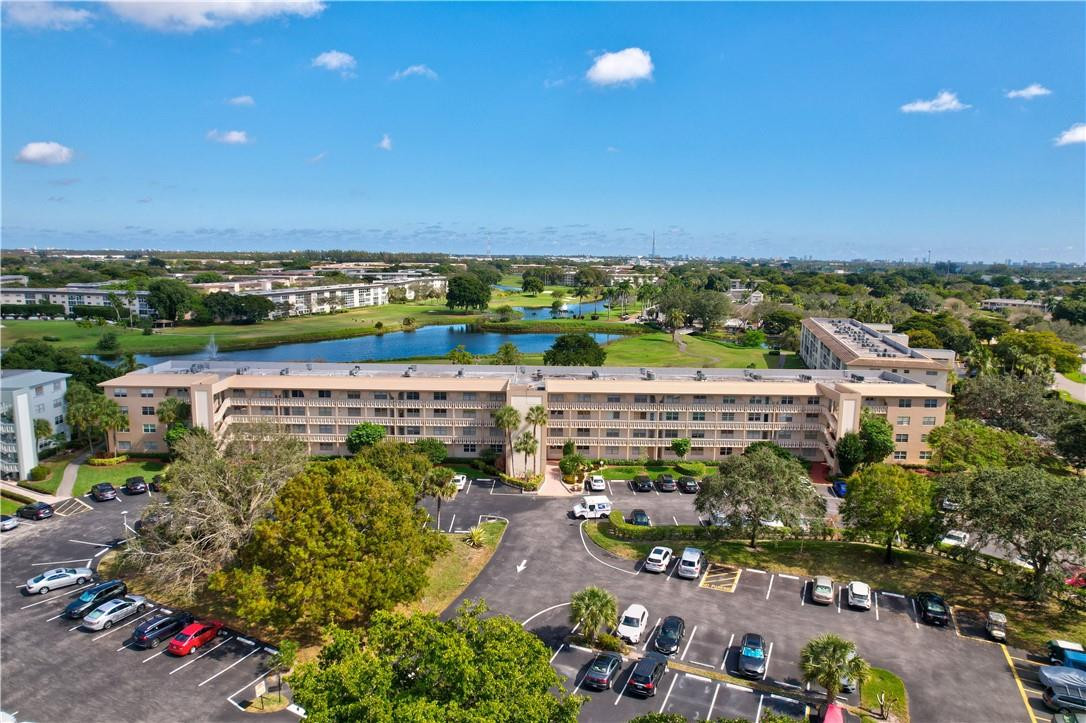 WYNMOOR VILLAGE - Residential