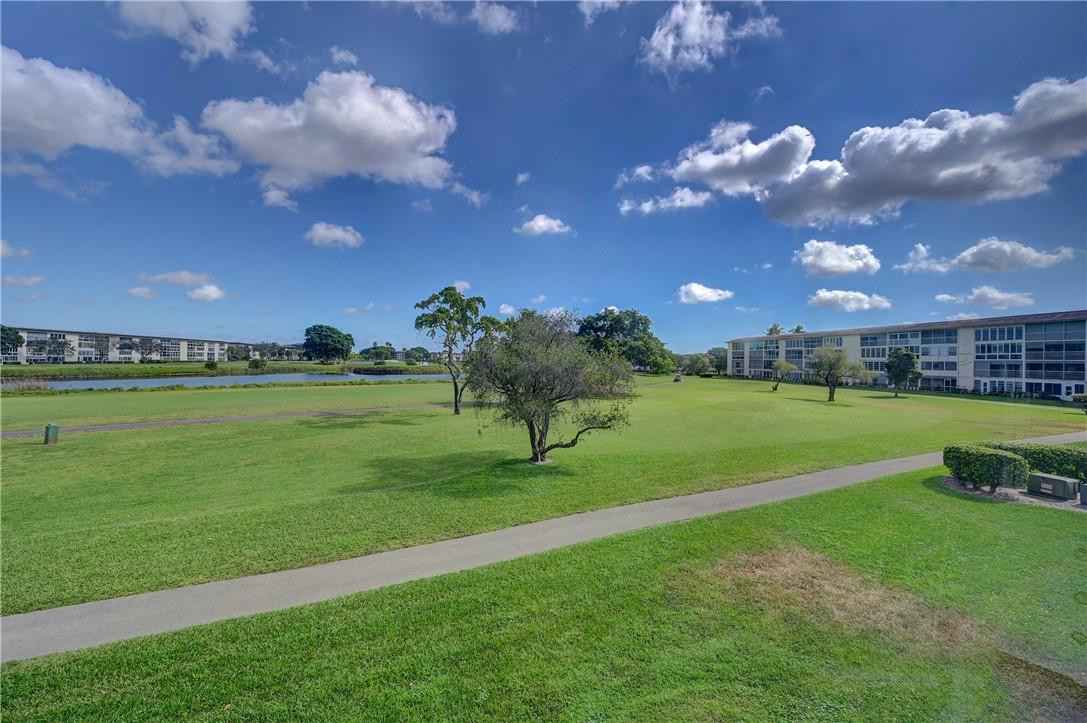 WYNMOOR VILLAGE - Residential