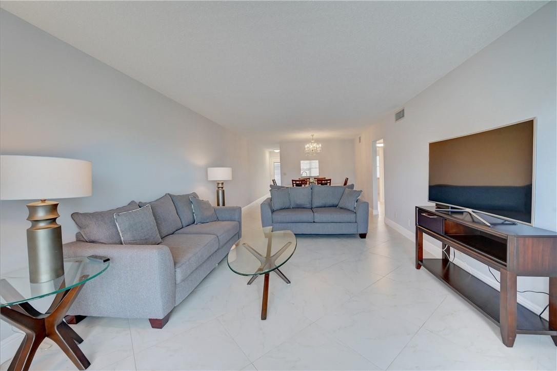 WYNMOOR VILLAGE - Residential