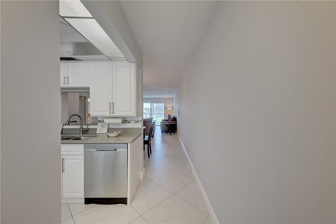 WYNMOOR VILLAGE - Residential