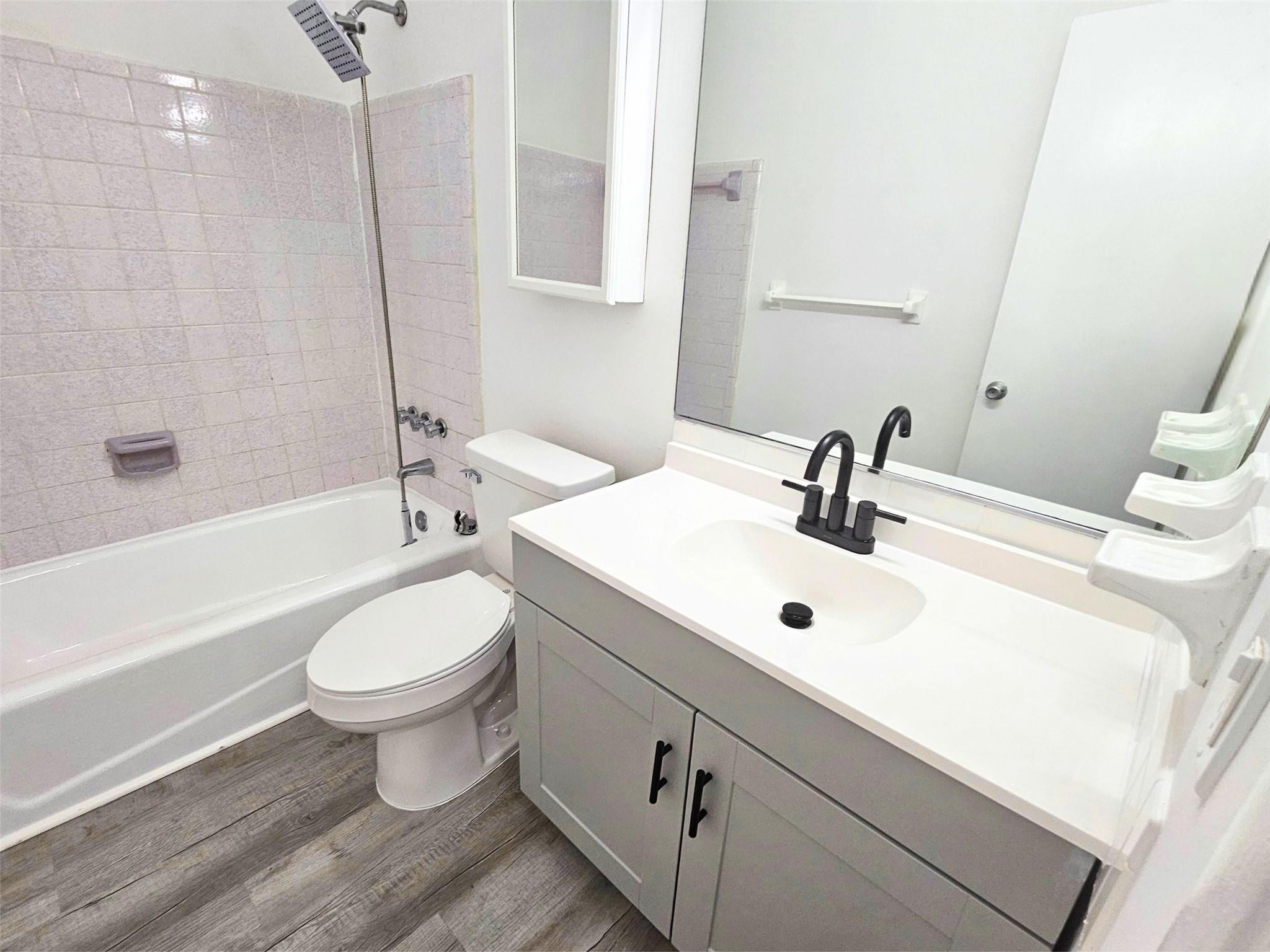 STRANAHANS SUB - Residential Lease