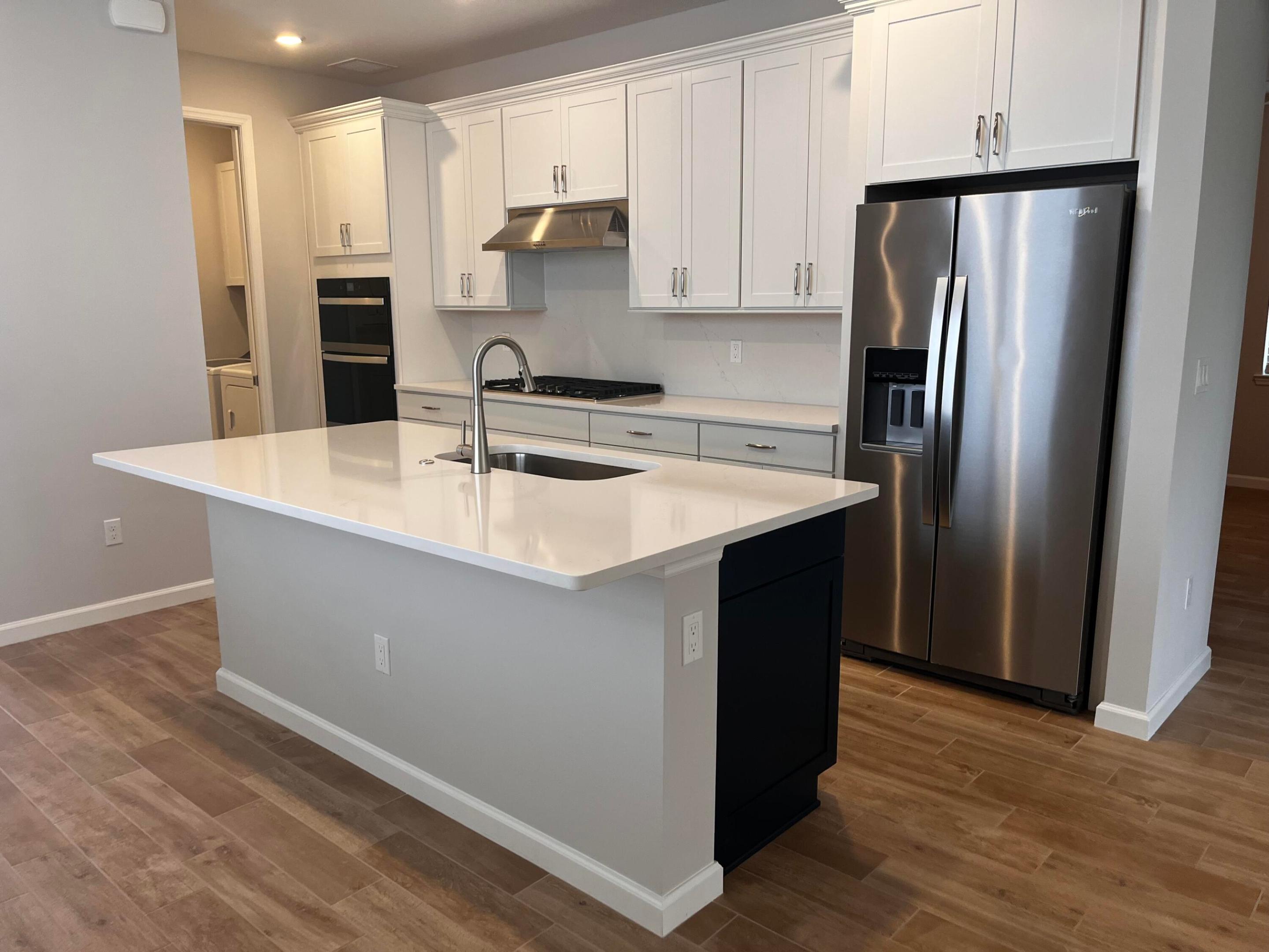 HARBOR ISLE PHASE 1 - Residential Lease
