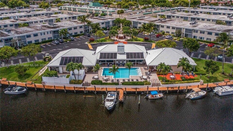 CYPRESS CLUB CONDO - Residential
