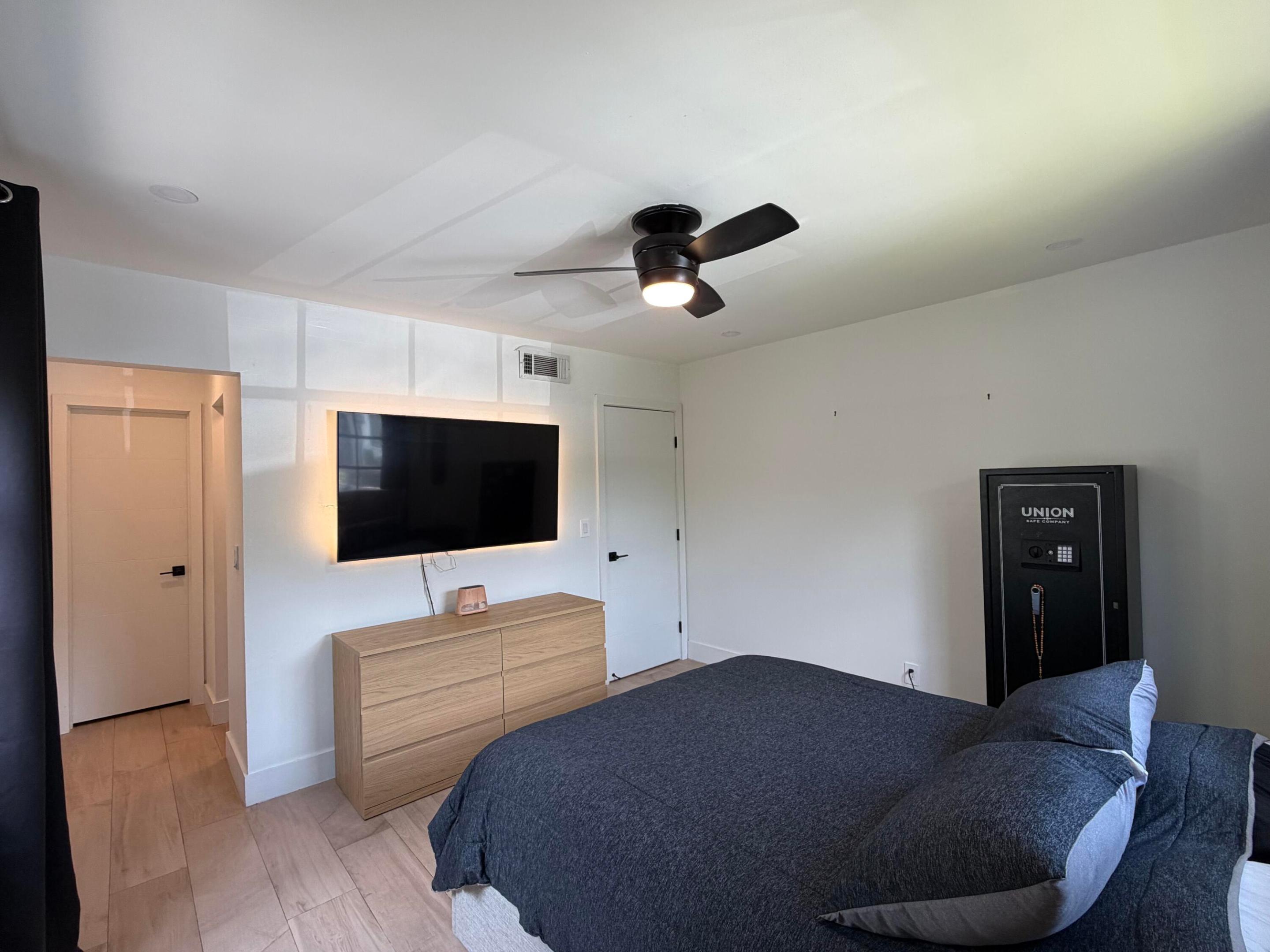 CYPRESS CLUB CONDO - Residential