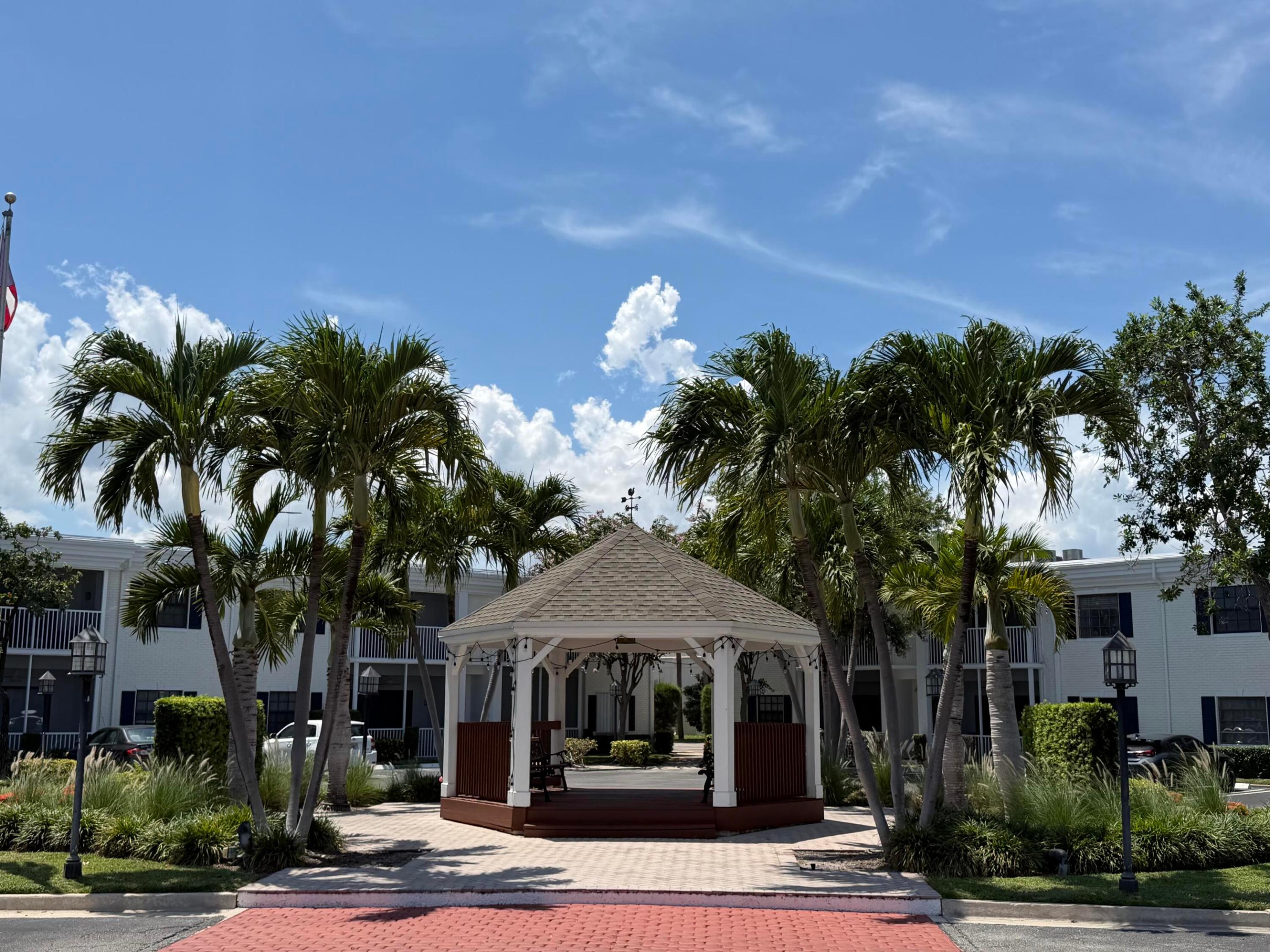 CYPRESS CLUB CONDO - Residential