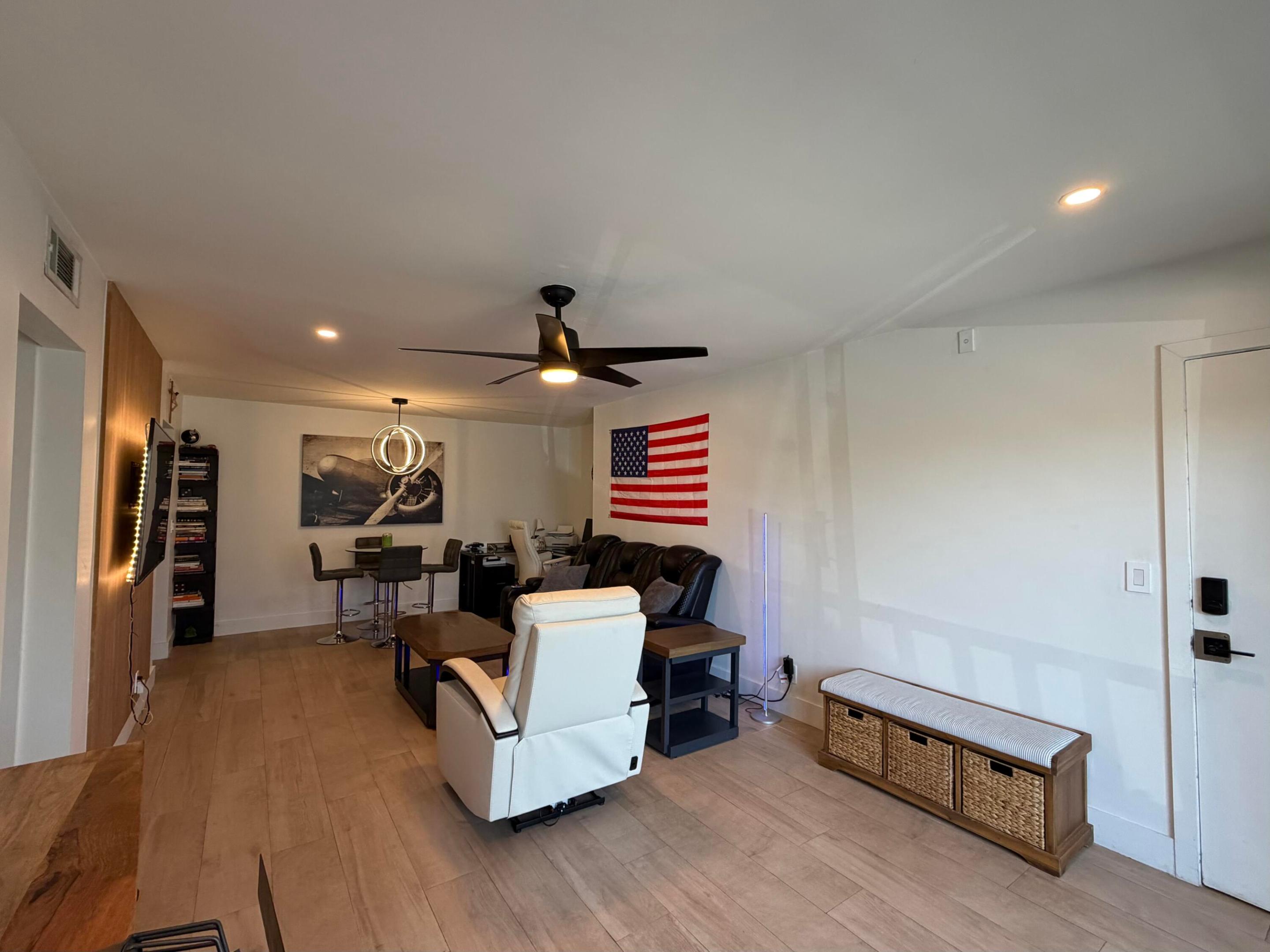 CYPRESS CLUB CONDO - Residential