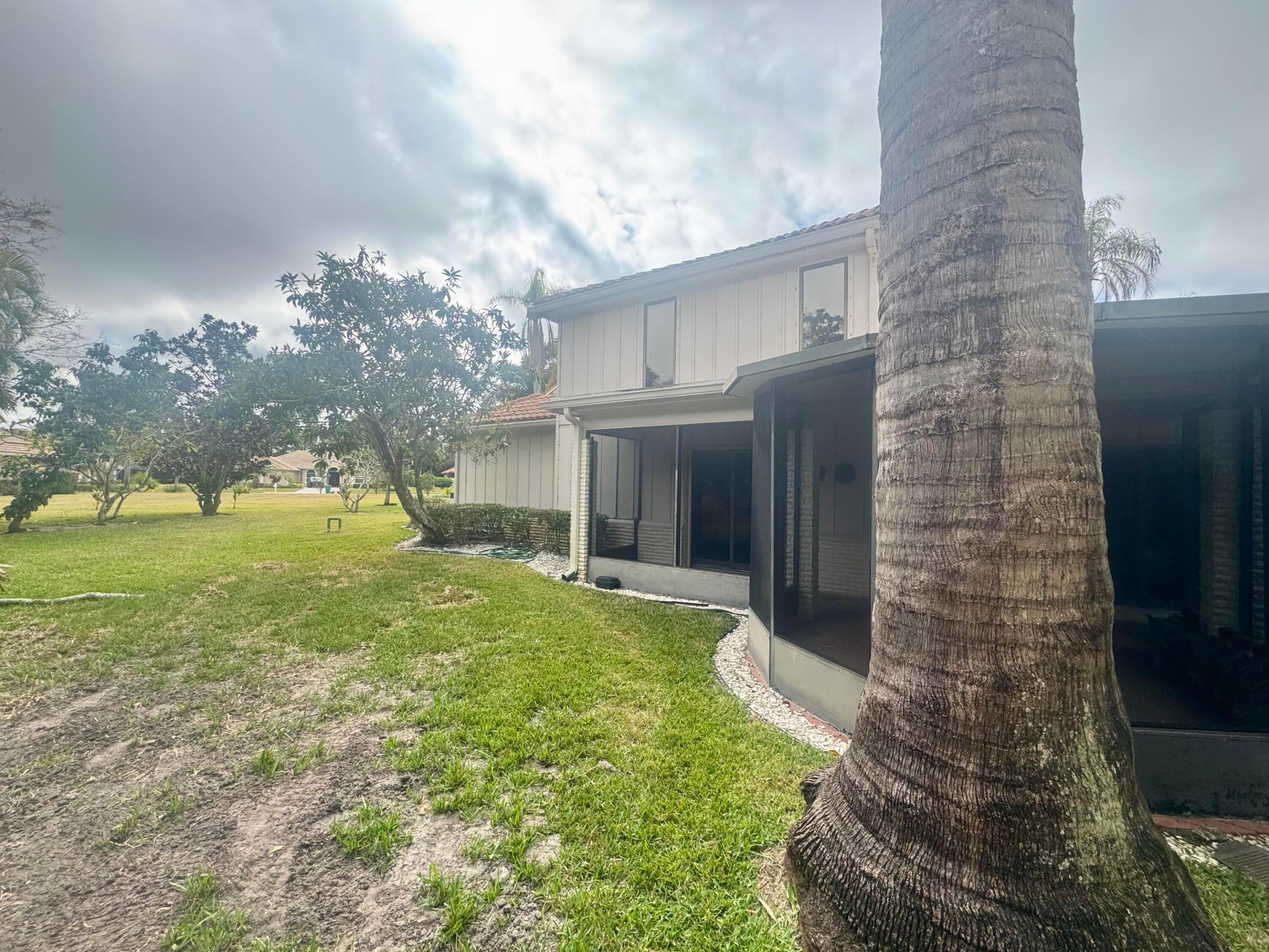 MONTE CARLO COUNTRY CLUB UNIT 1 - Residential