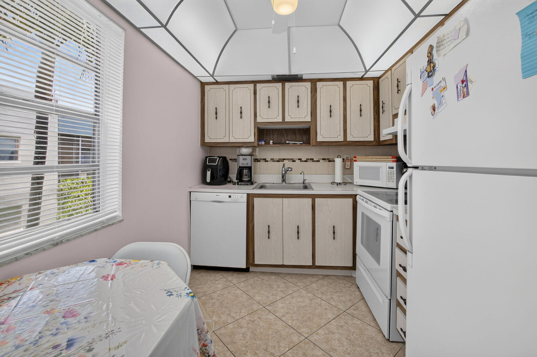 KINGS POINT - Residential