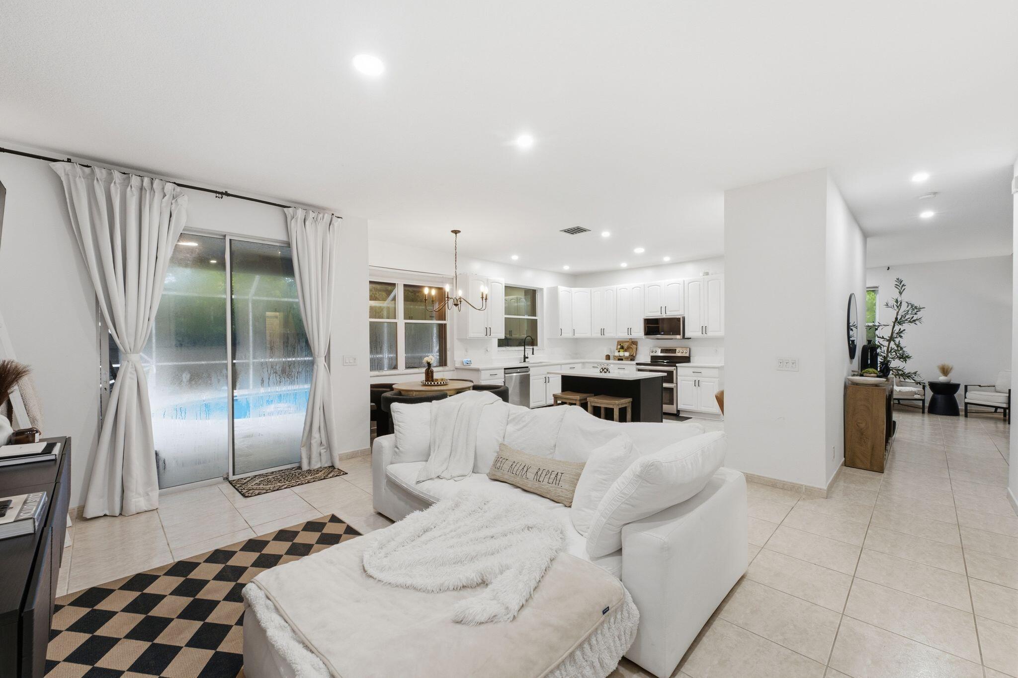EAGLE CREEK - Residential