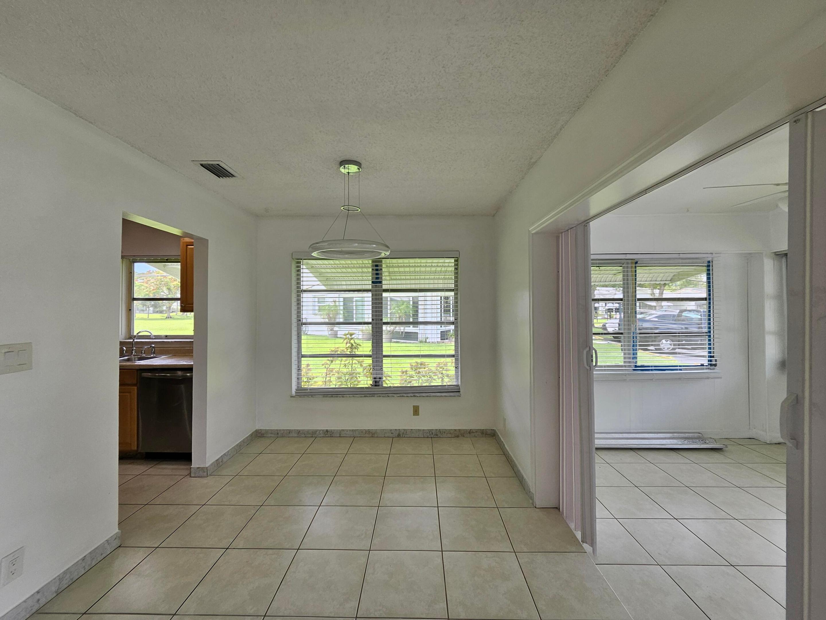 LAUDERDALE WEST CONDO NO IV - Residential