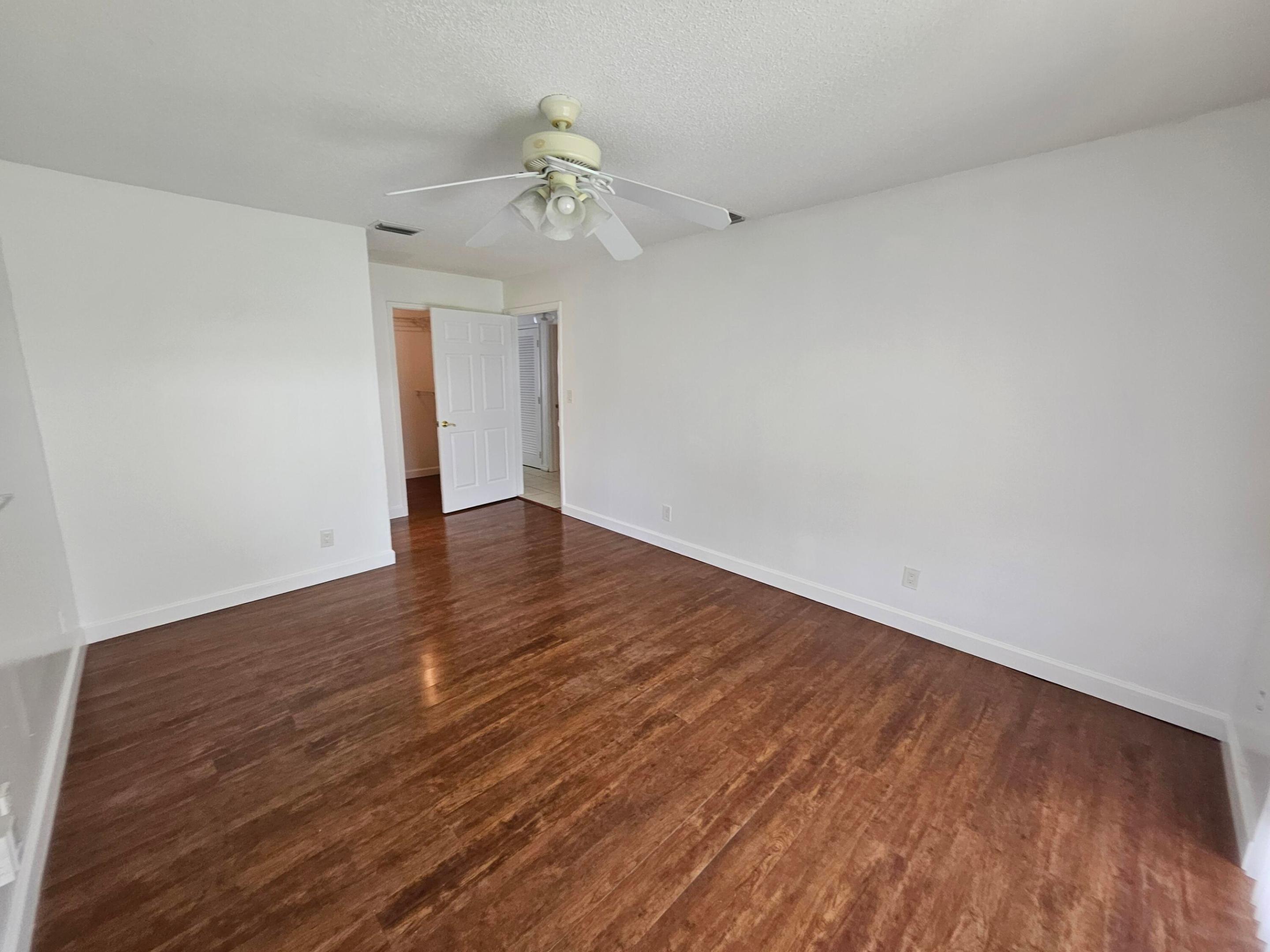 LAUDERDALE WEST CONDO NO IV - Residential