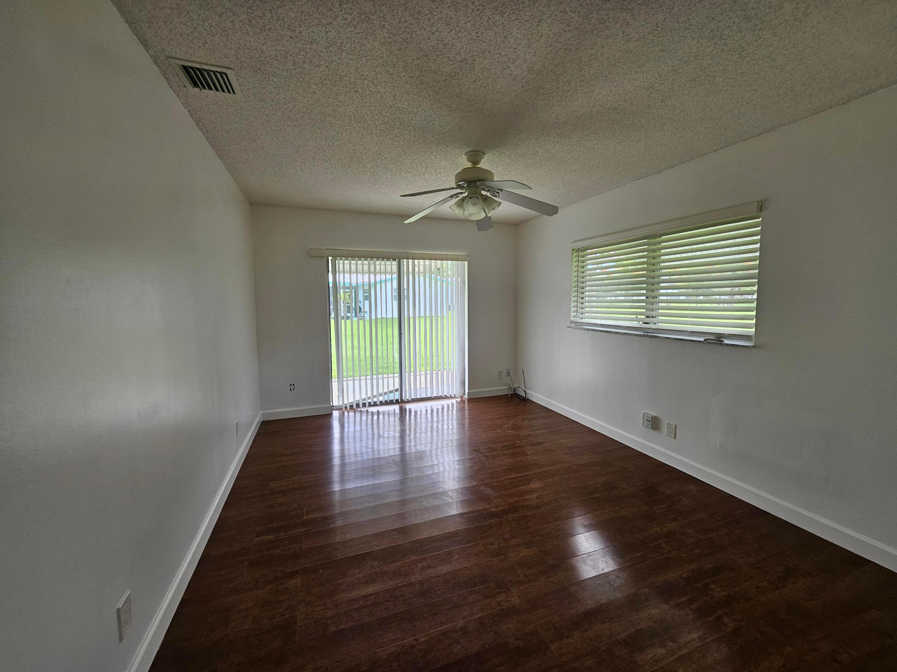 LAUDERDALE WEST CONDO NO IV - Residential