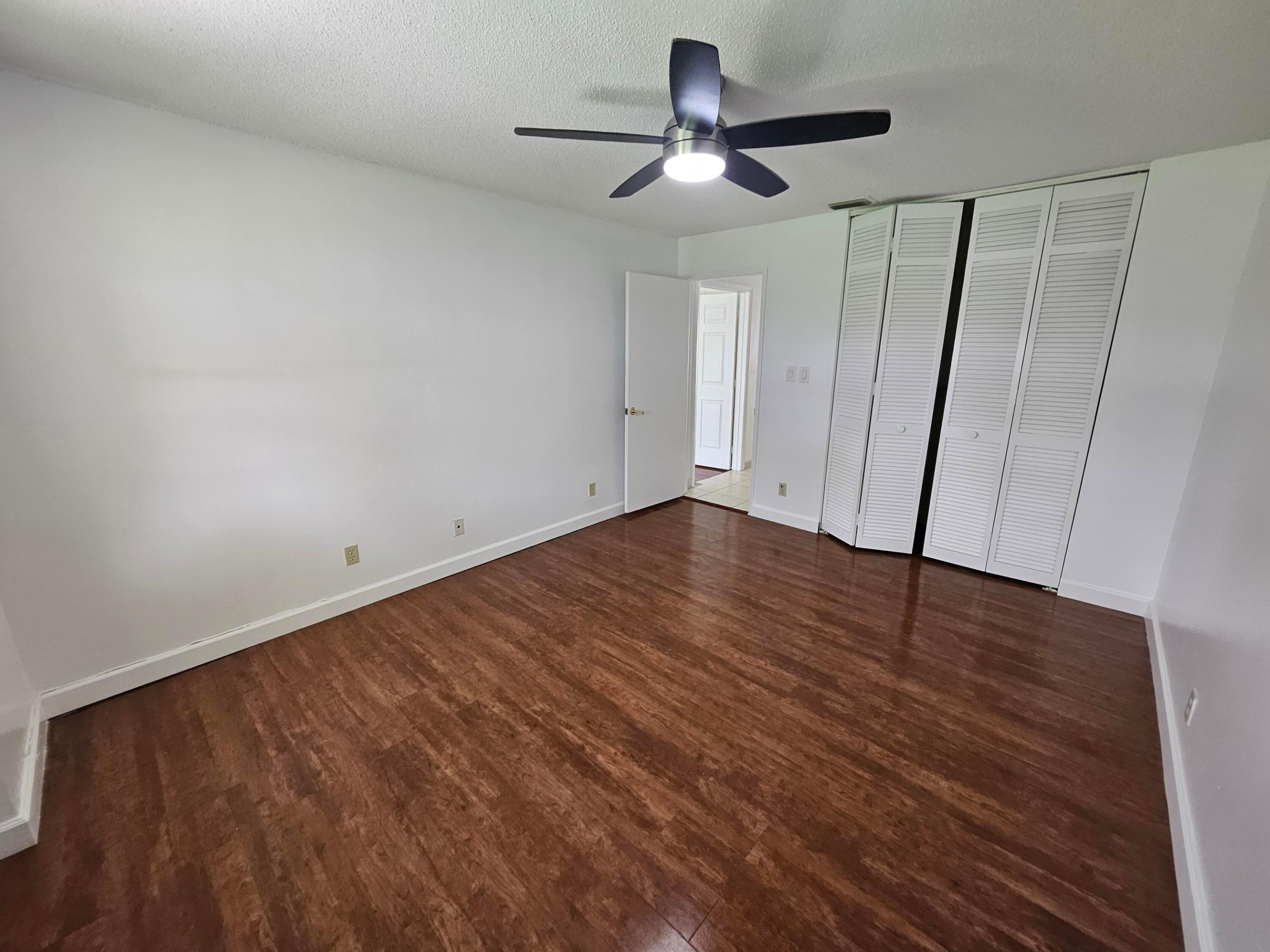 LAUDERDALE WEST CONDO NO IV - Residential