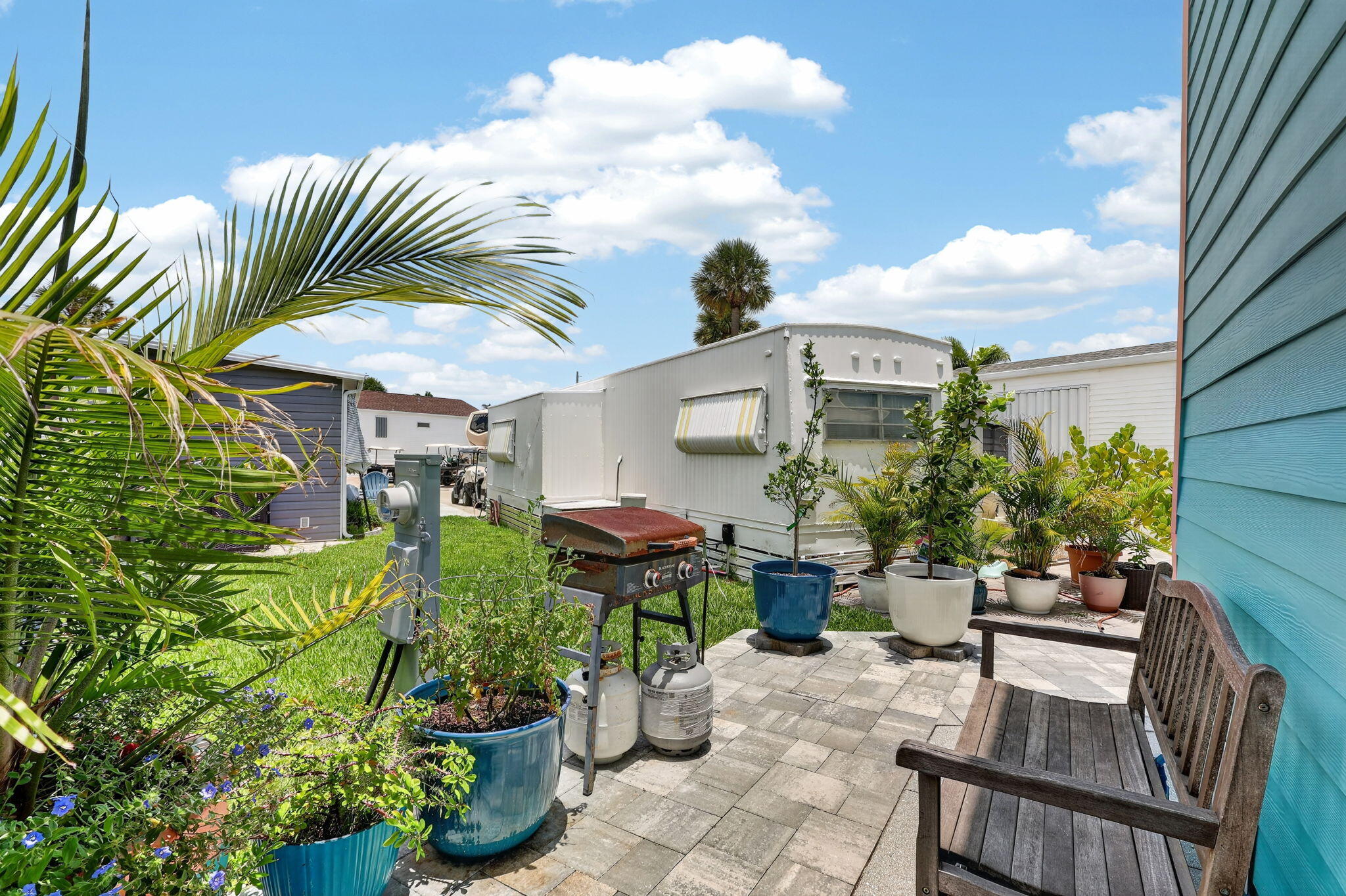 OUTDOOR RESORTS AT NETTLES ISLAND - Residential