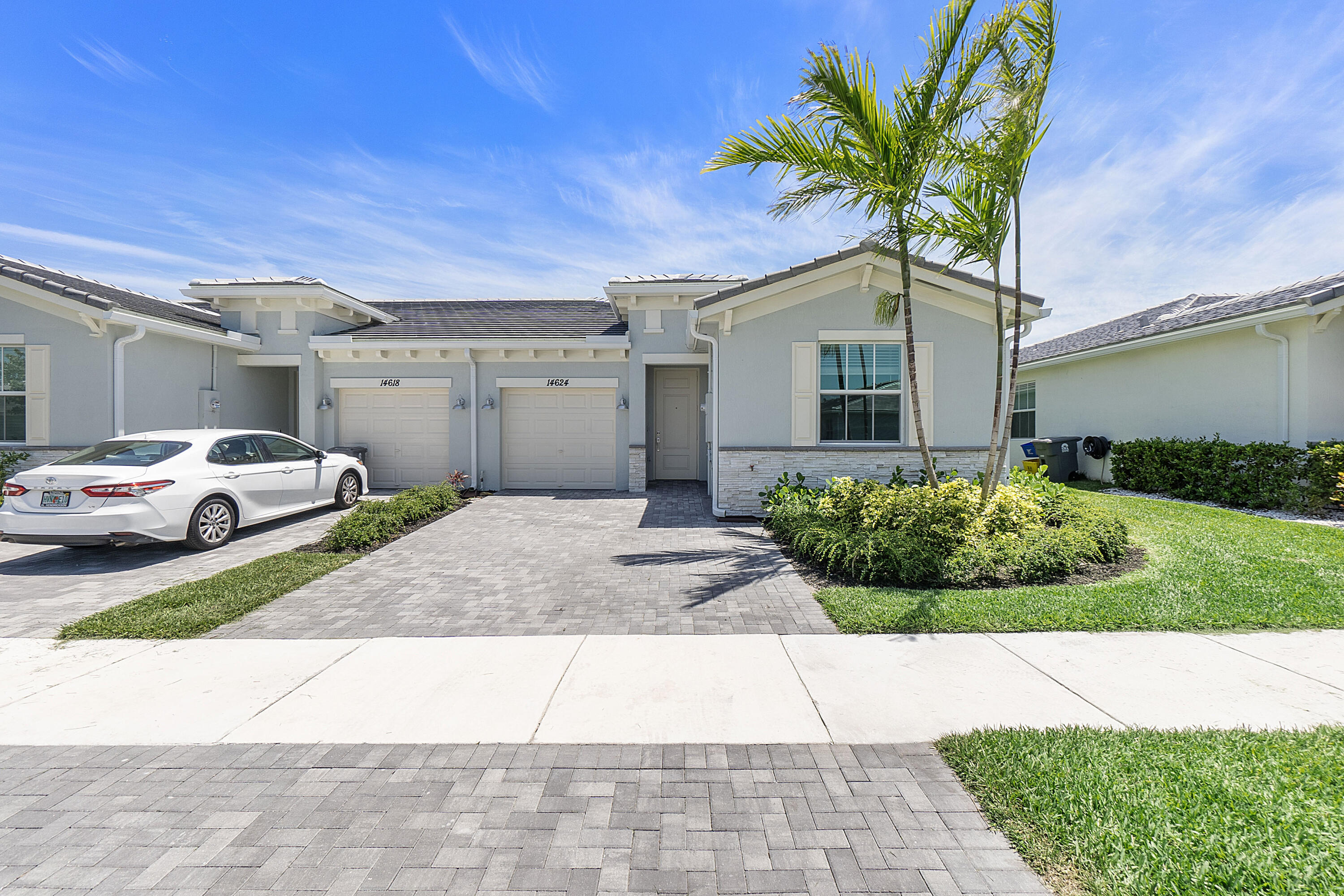 AVALON TRAILS AT VILLAGES OF ORIOLE PUD - Residential Lease