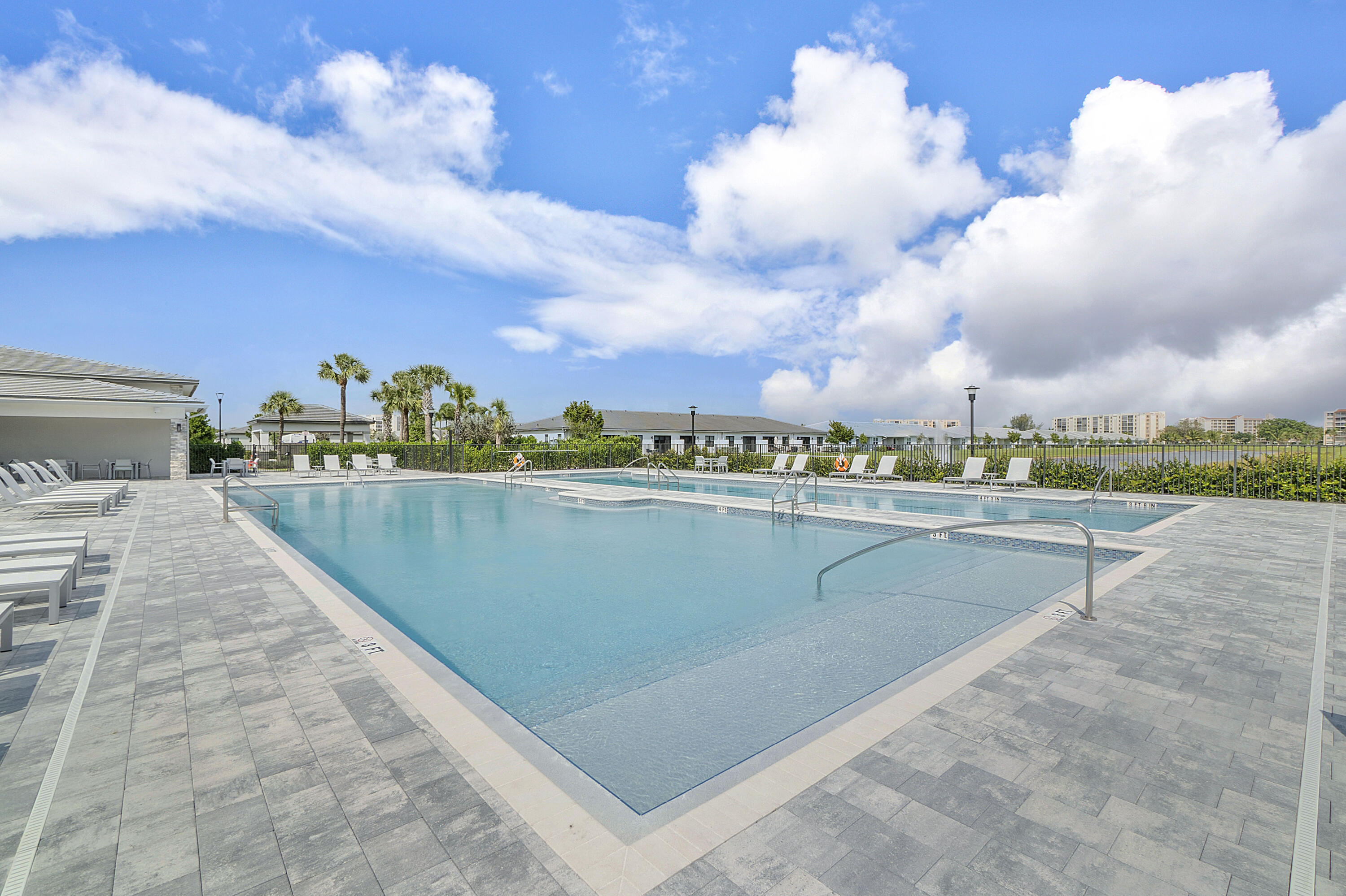 AVALON TRAILS AT VILLAGES OF ORIOLE PUD - Residential Lease