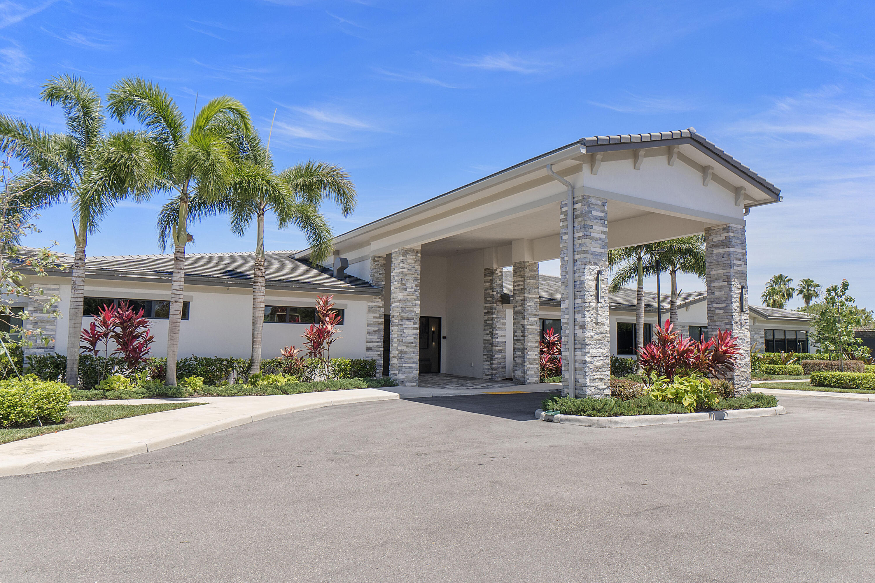 AVALON TRAILS AT VILLAGES OF ORIOLE PUD - Residential Lease