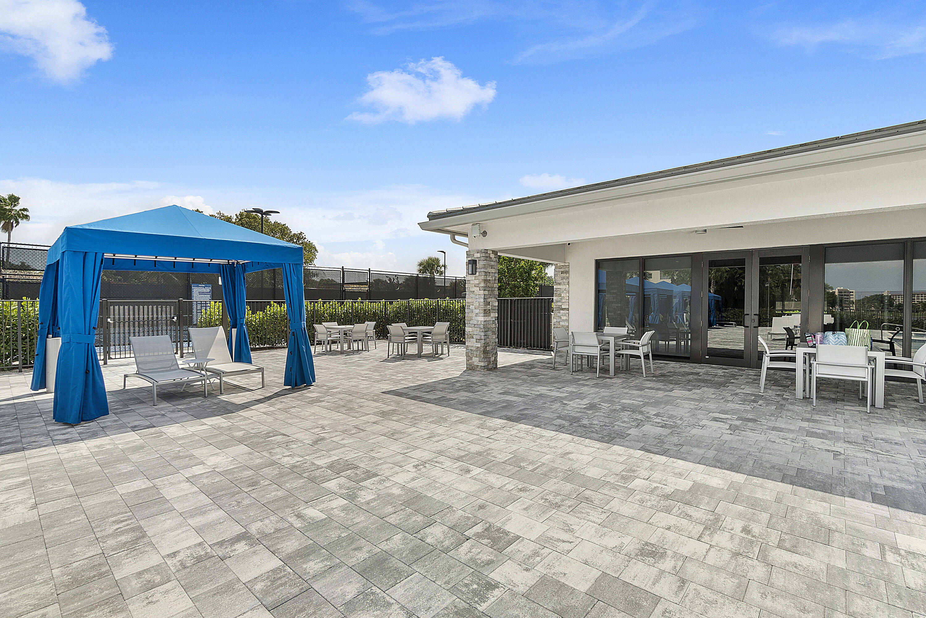 AVALON TRAILS AT VILLAGES OF ORIOLE PUD - Residential Lease