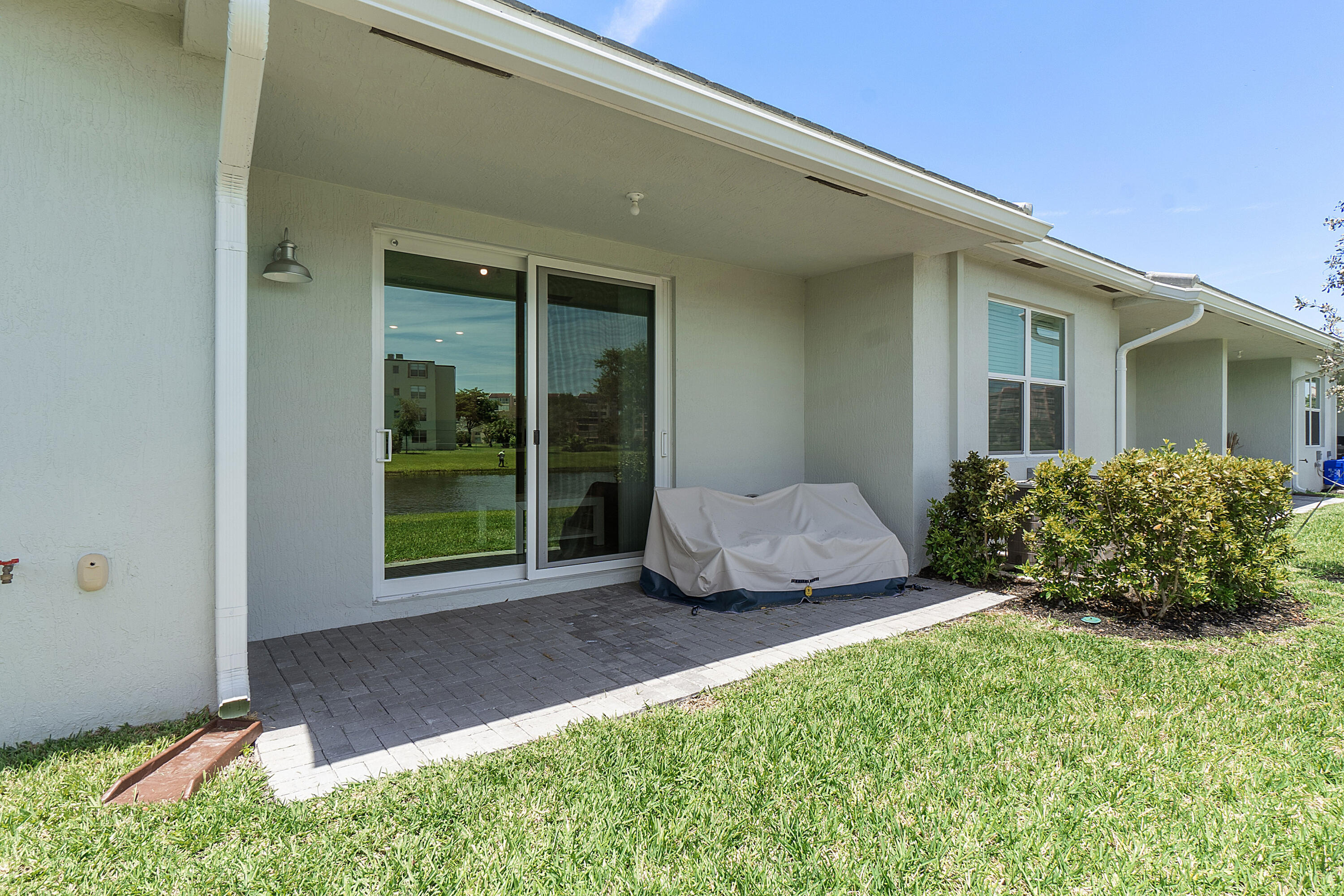 AVALON TRAILS AT VILLAGES OF ORIOLE PUD - Residential Lease