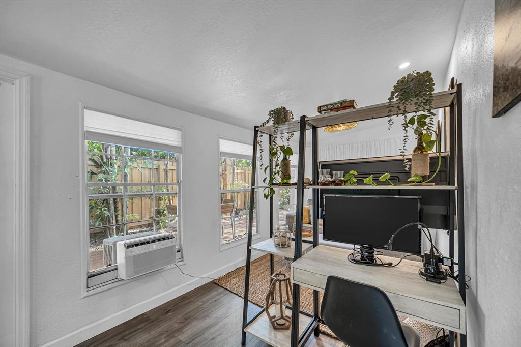 WAVERLY PLACE - Residential Income
