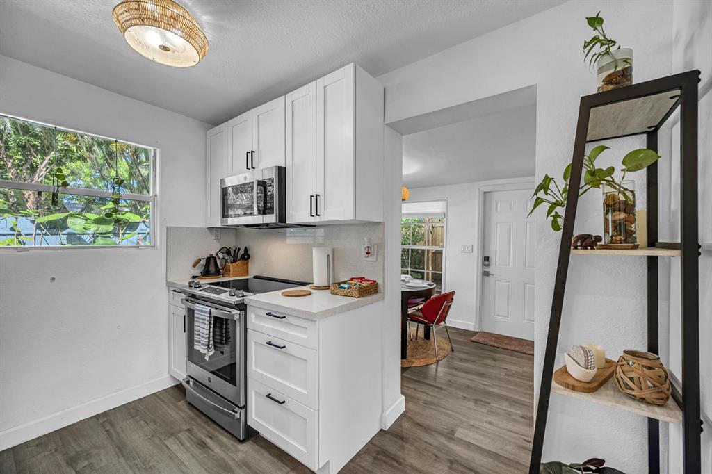 WAVERLY PLACE - Residential Income