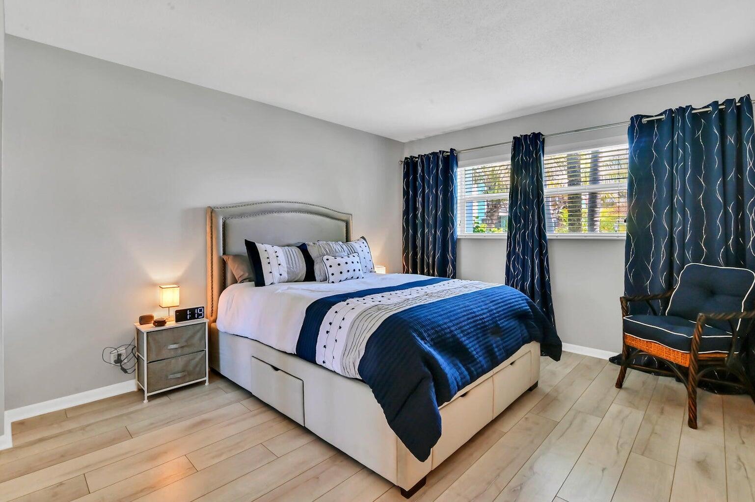 KEN-LEE GARDENS CONDO - Residential