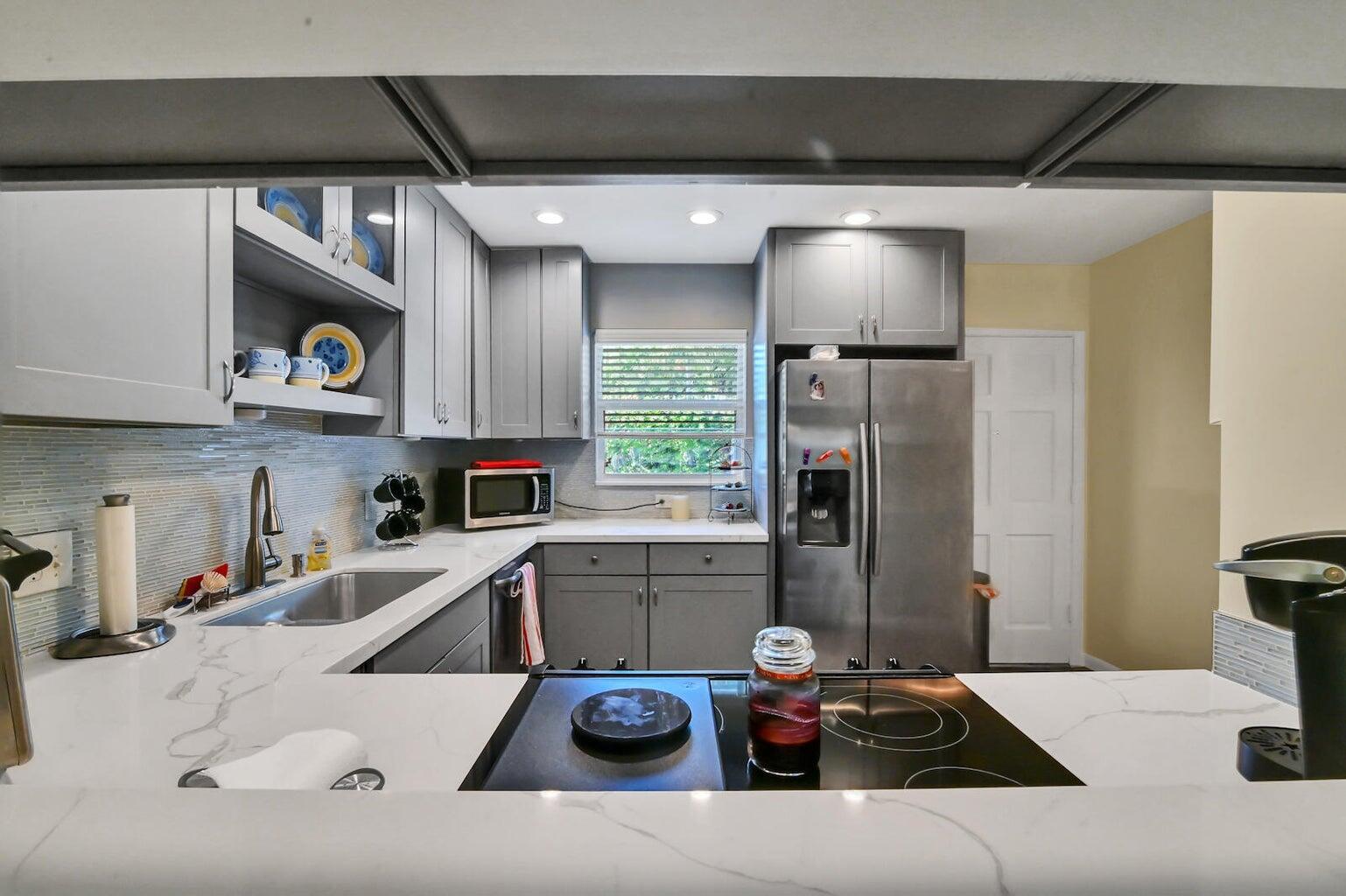 KEN-LEE GARDENS CONDO - Residential